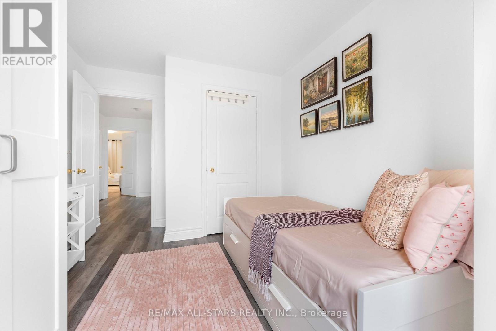 93 Arco Circle Property Photo 30