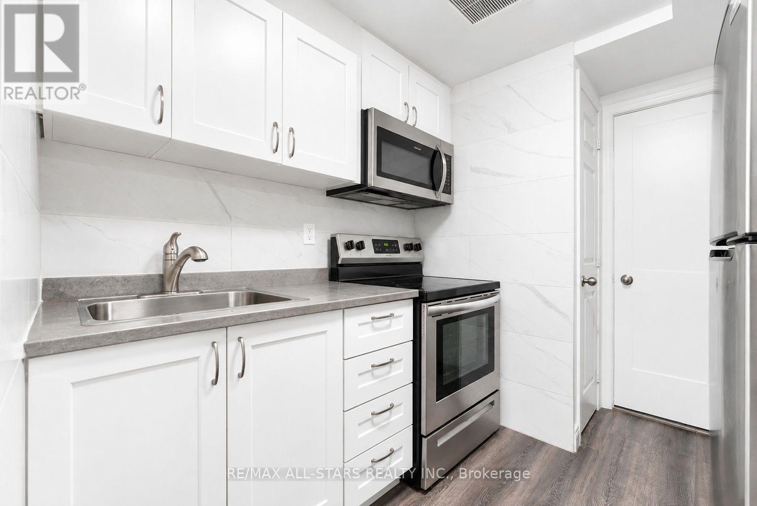 93 Arco Circle Property Photo 38