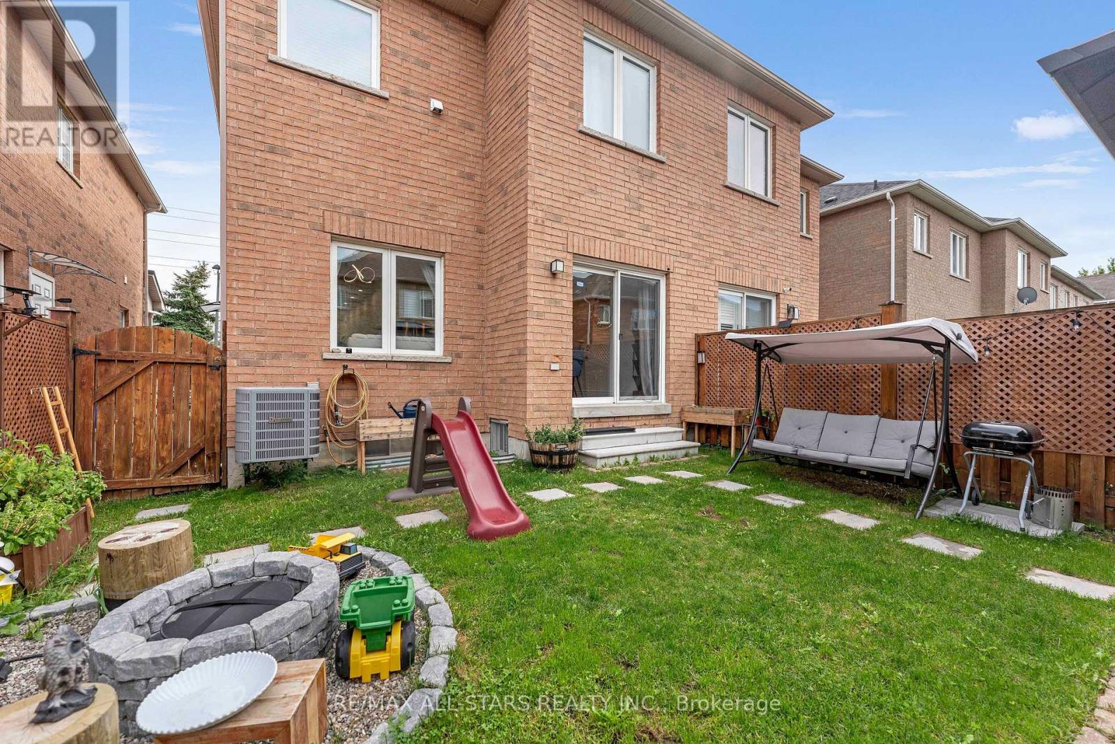 93 Arco Circle Property Photo 45