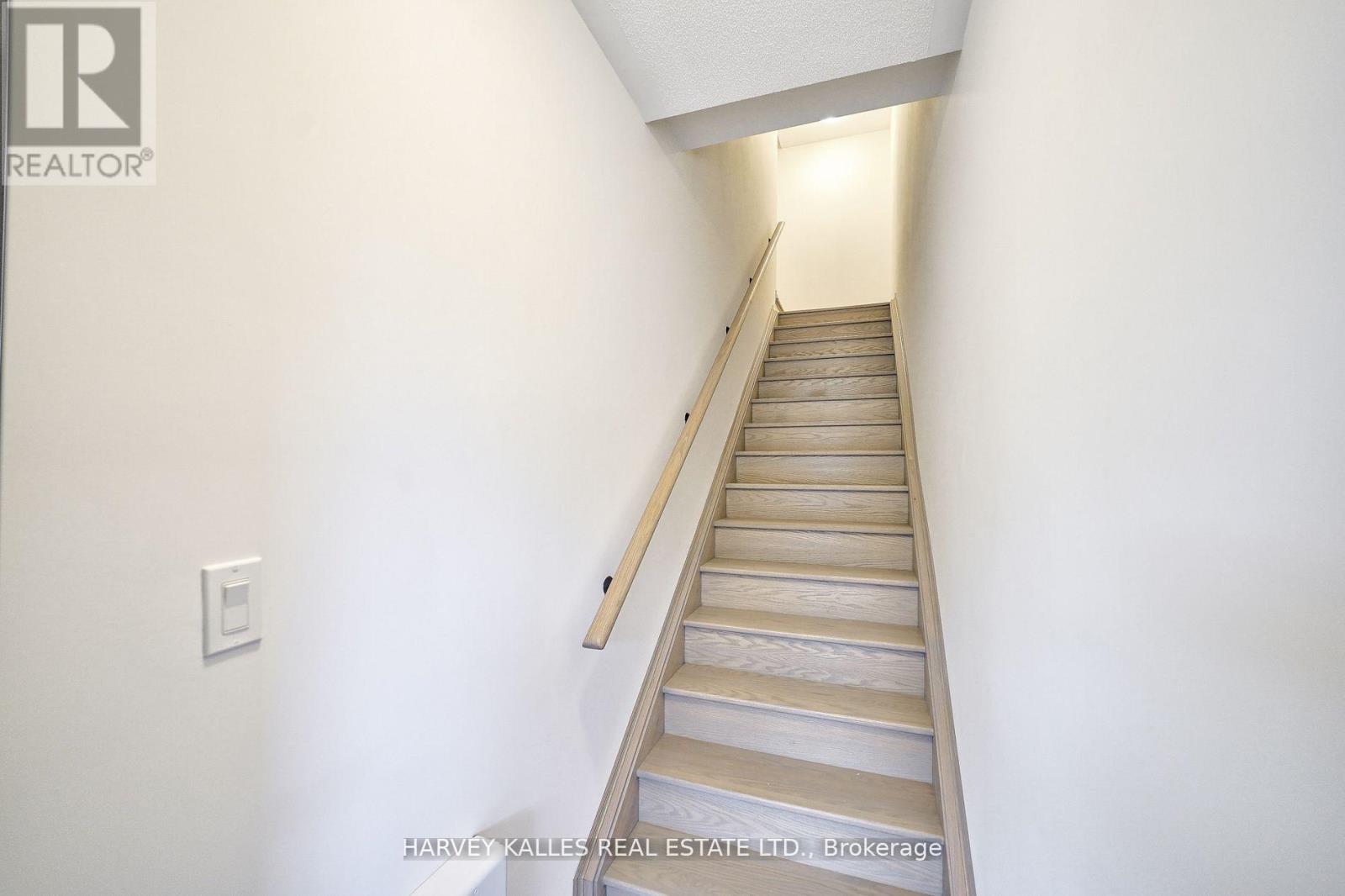 21 - 17 Lytham Green Circle Property Photo 2