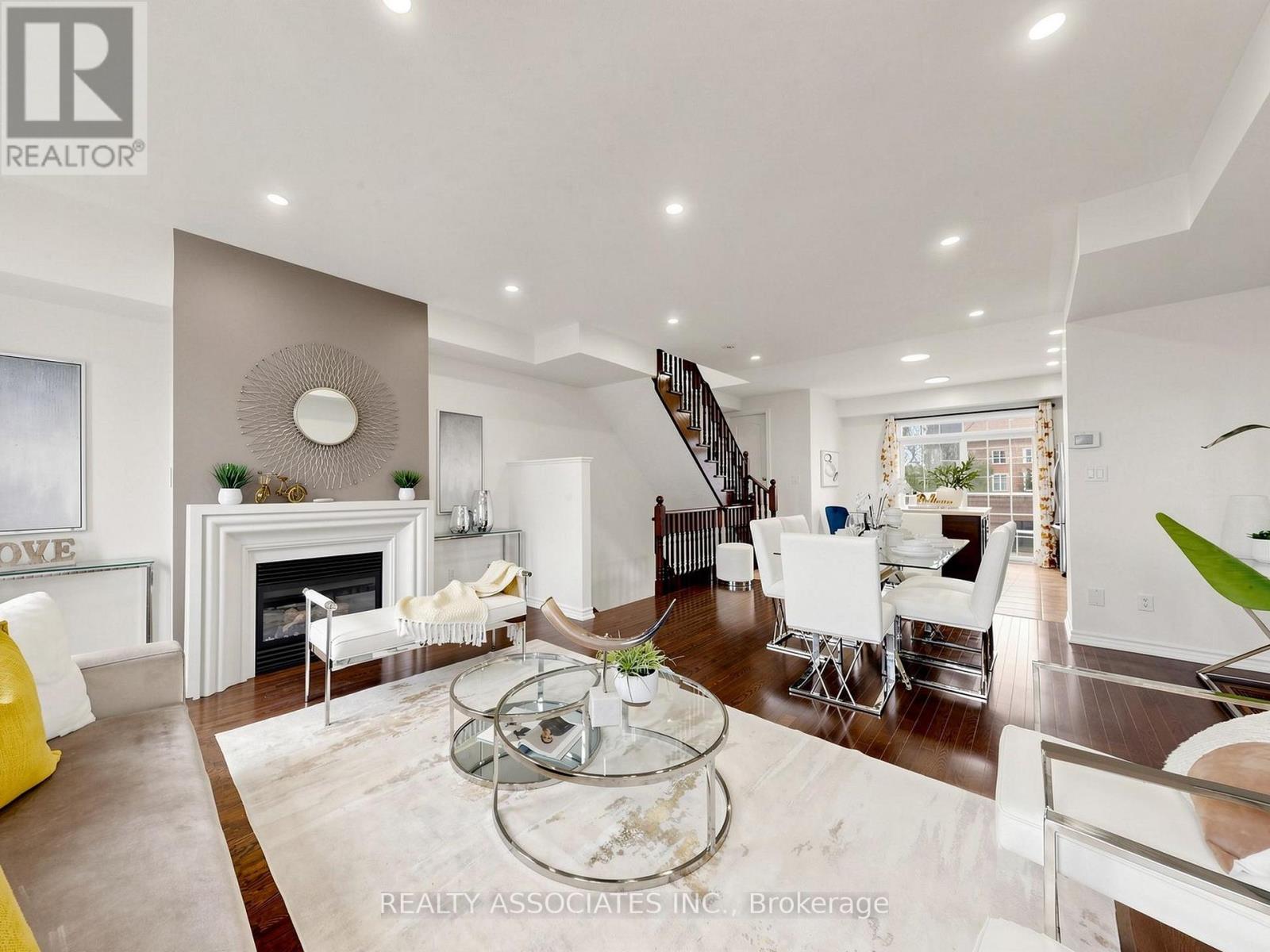 11 Tatra Lane Property Photo 4