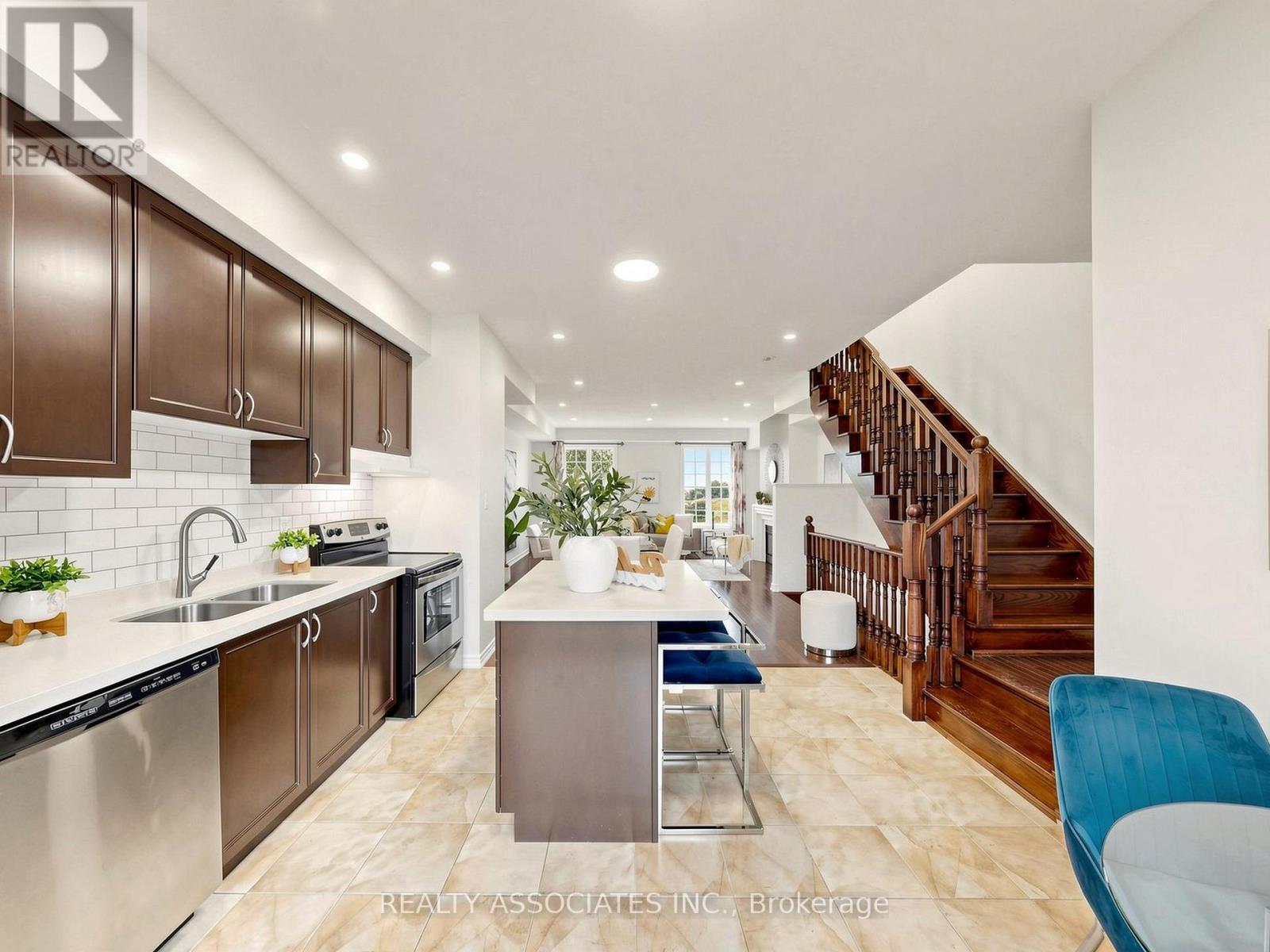 11 Tatra Lane Property Photo 6