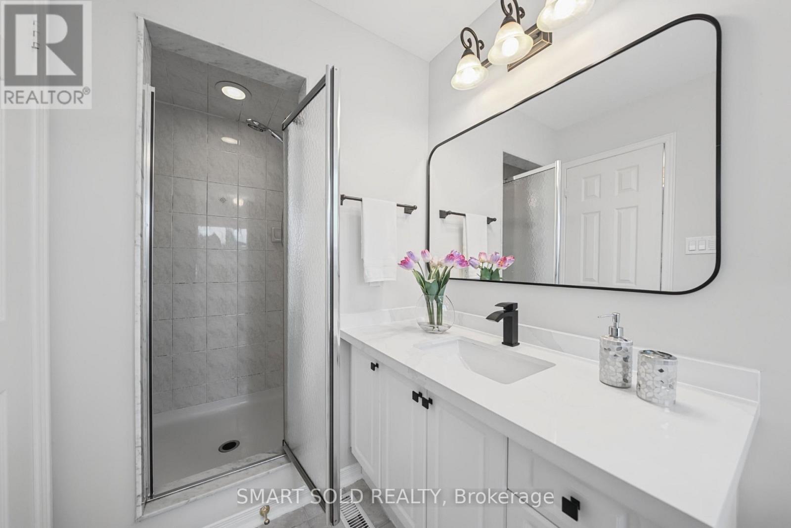 75 Rideau Drive Property Photo 14