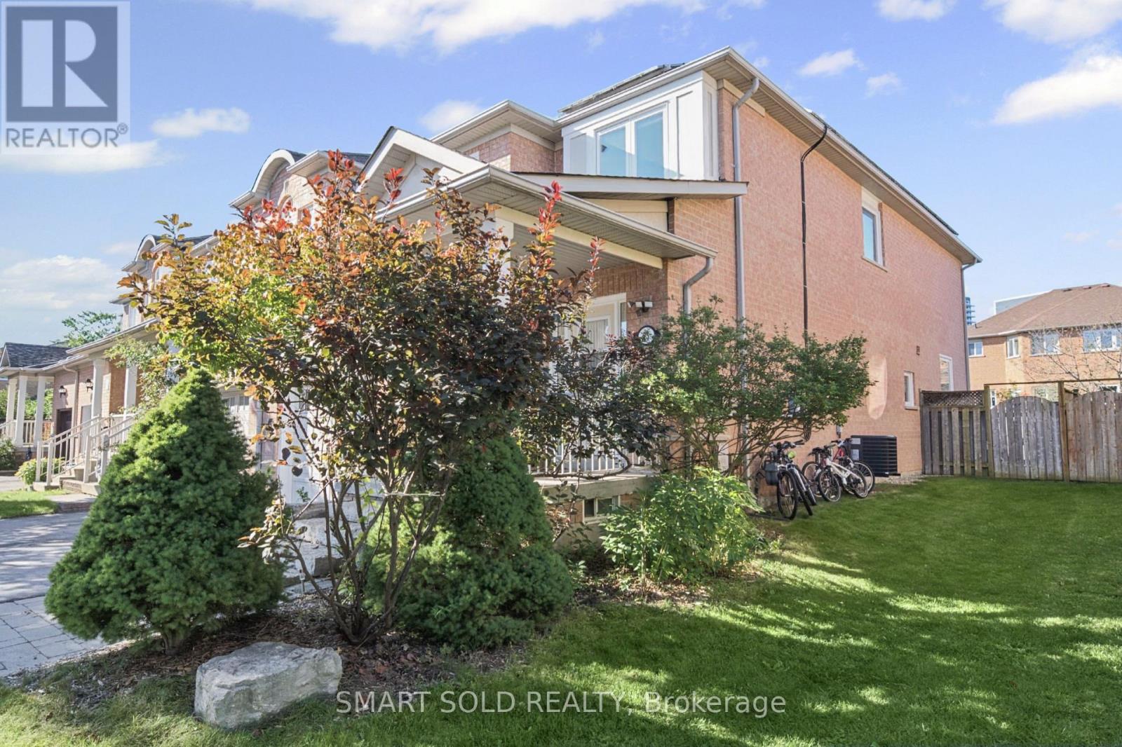 75 Rideau Drive Property Photo 33