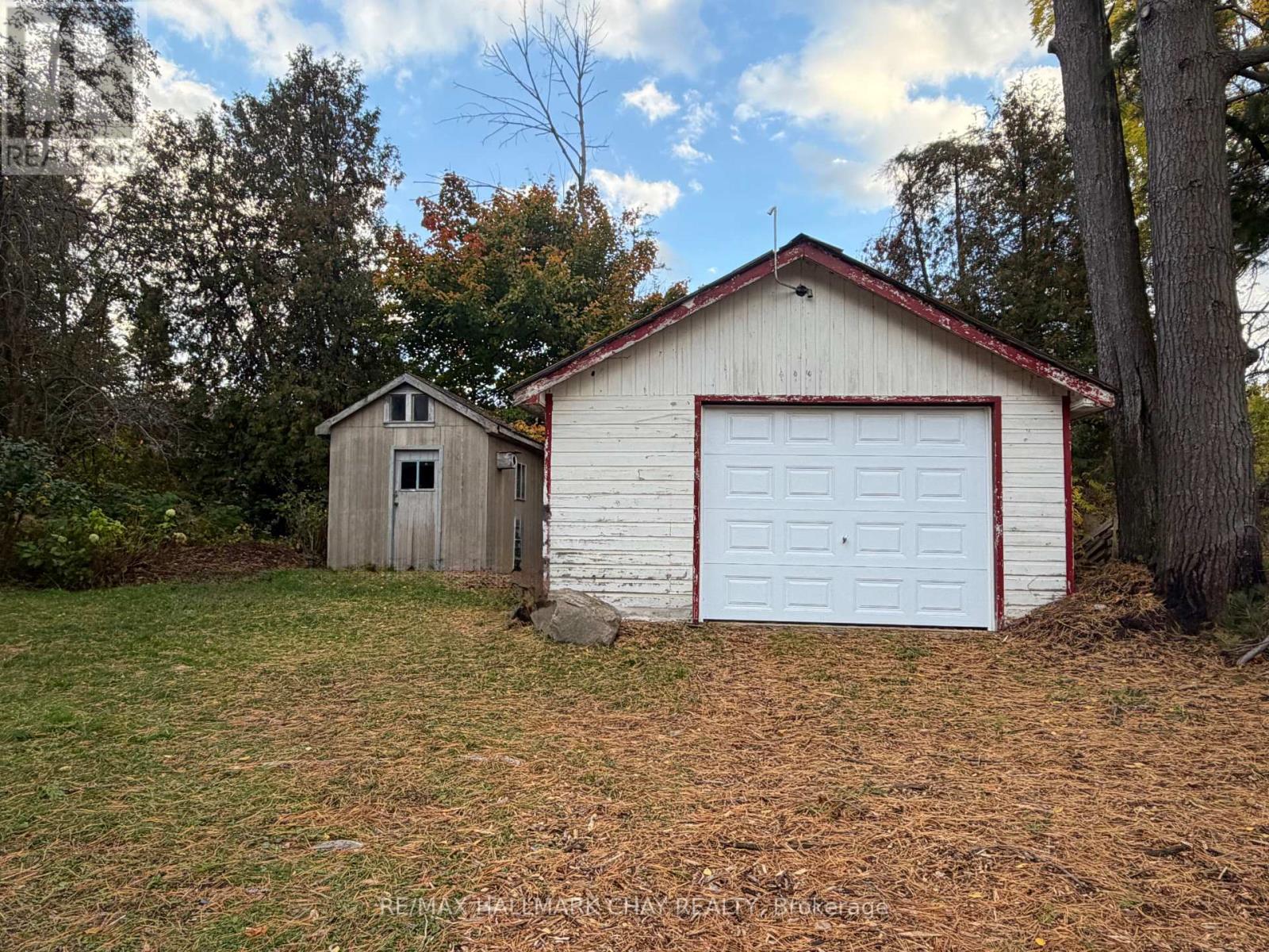961 7th Line Property Photo 13