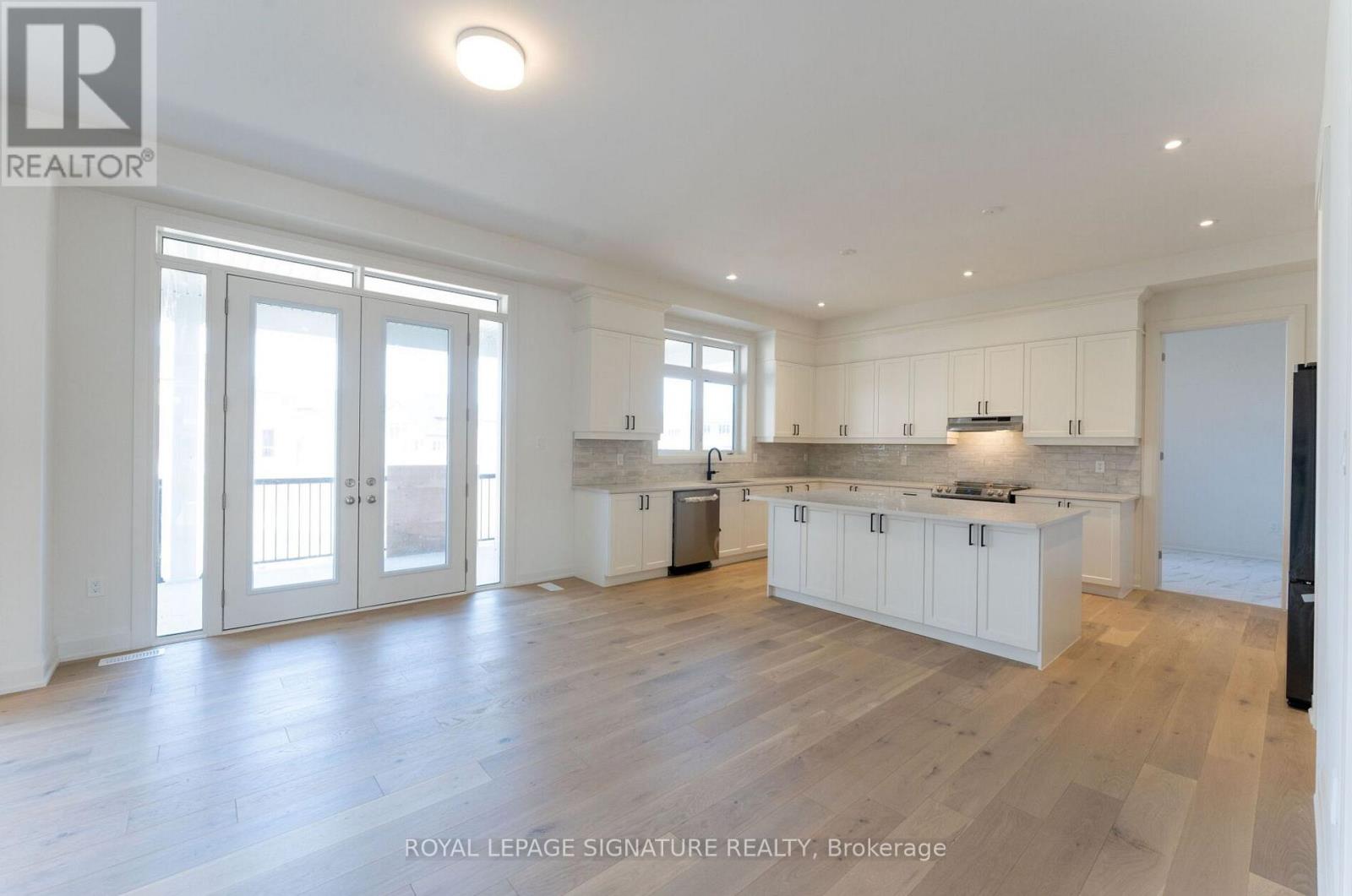 8 Mayflower Gardens Property Photo 13