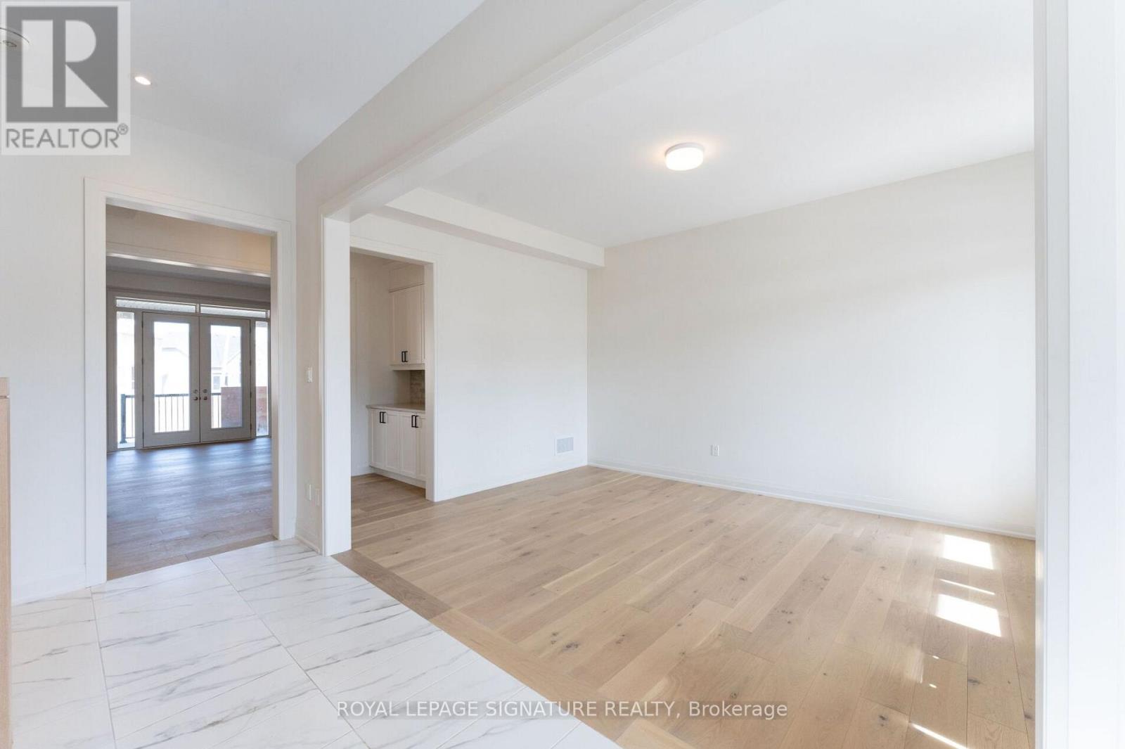 8 Mayflower Gardens Property Photo 14