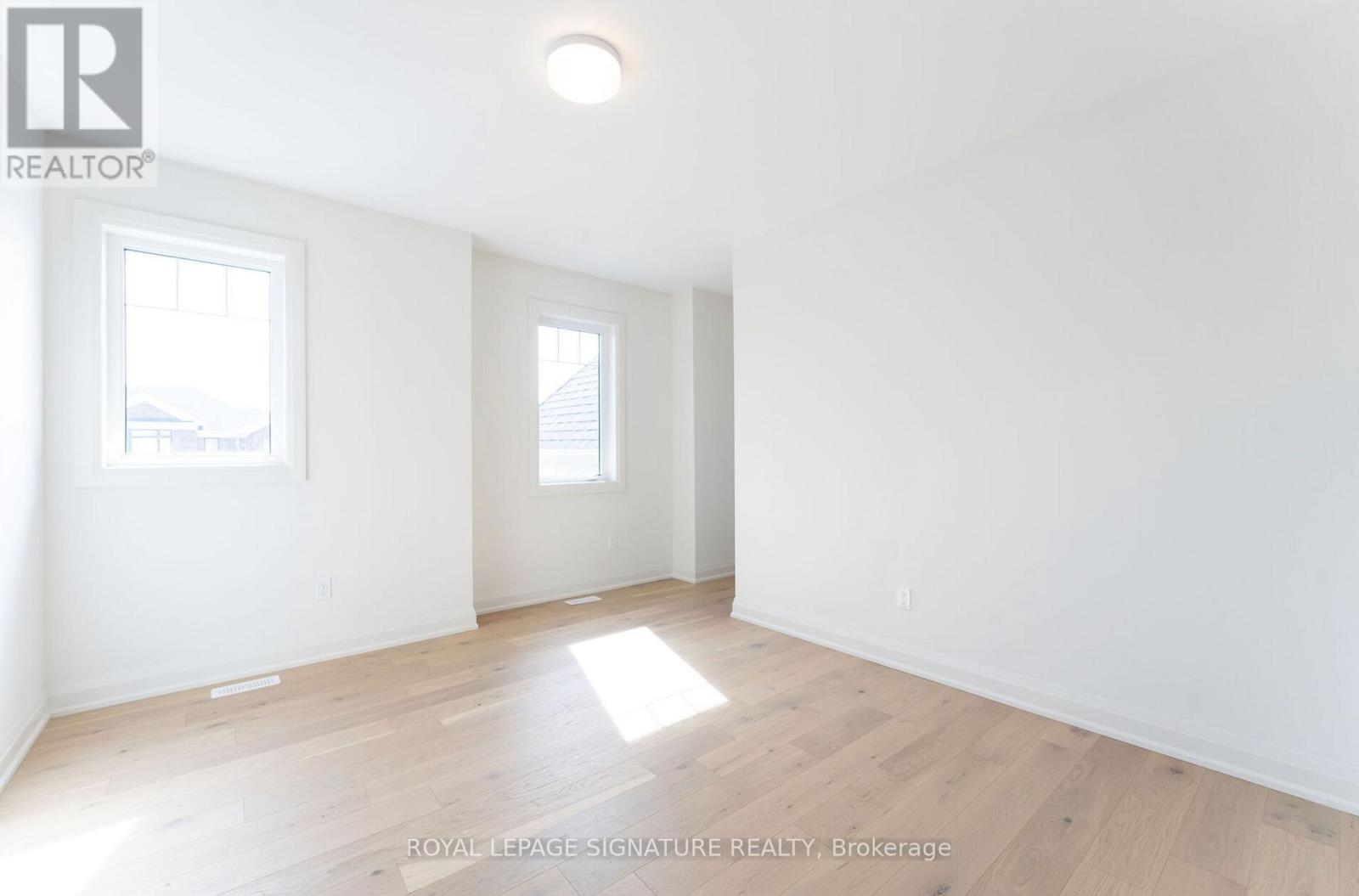 8 Mayflower Gardens Property Photo 27