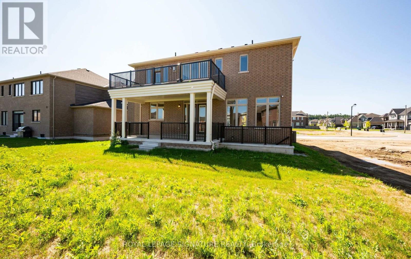 8 Mayflower Gardens Property Photo 47