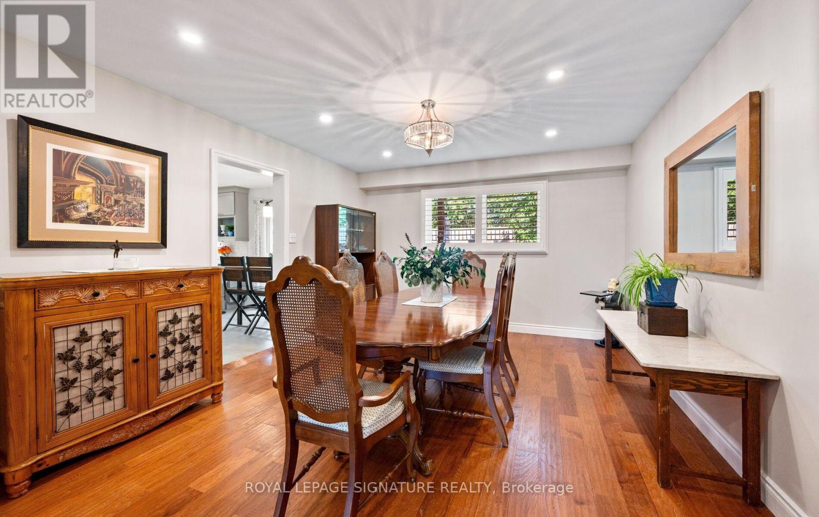 42 Shieldmark Crescent Property Photo 7