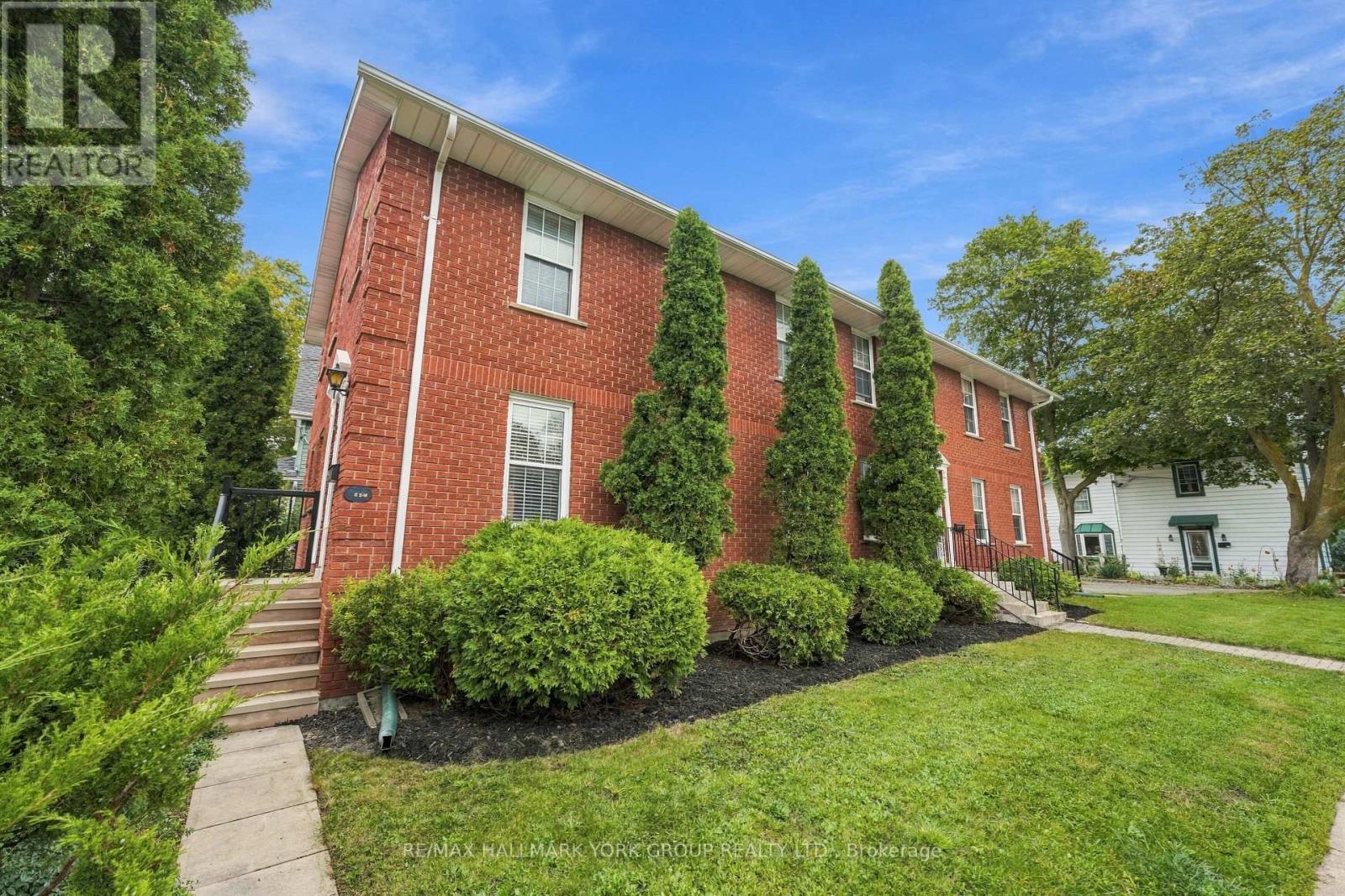 52 Centre Street Property Photo 3