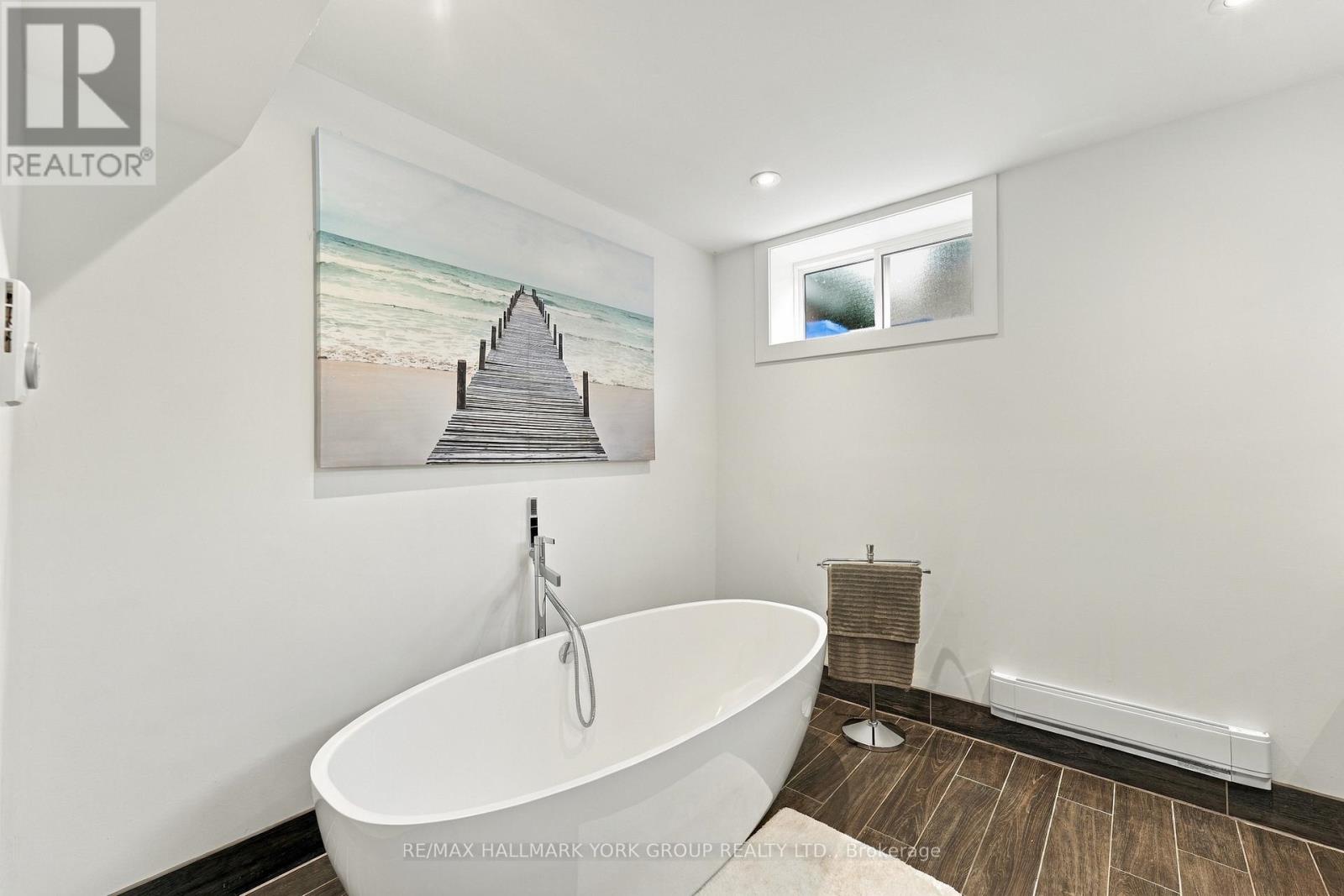 52 Centre Street Property Photo 14