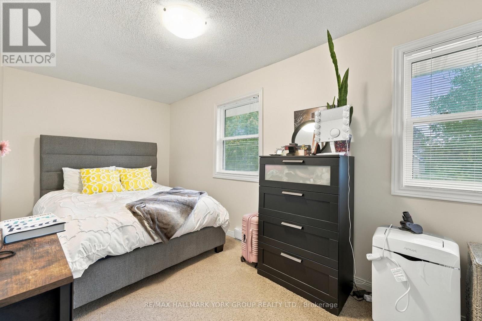 52 Centre Street Property Photo 26