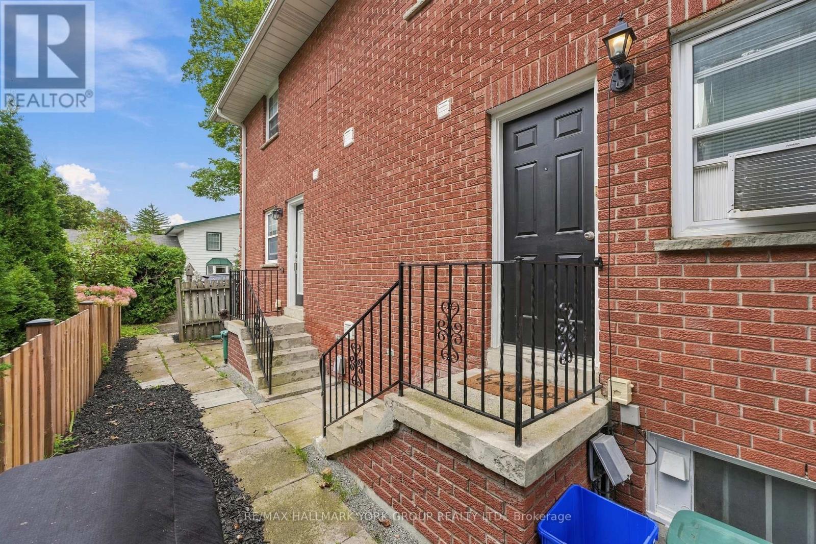 52 Centre Street Property Photo 27