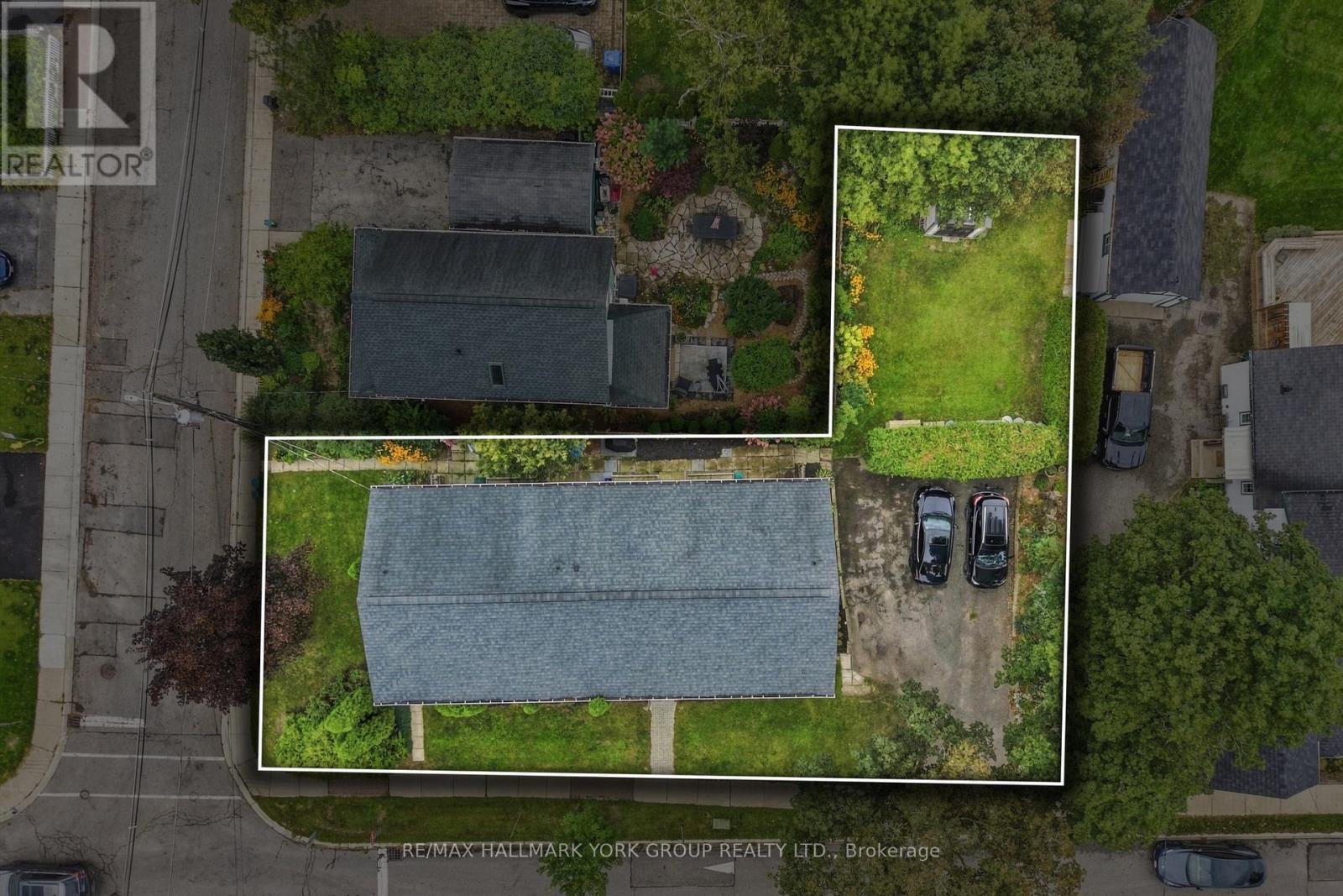 52 Centre Street Property Photo 32