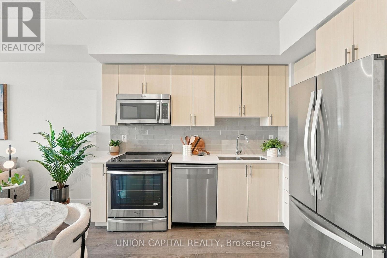 412 - 7890 Bathurst Street Property Photo 11