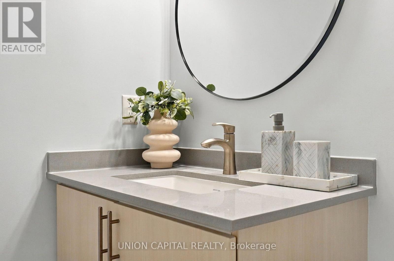 412 - 7890 Bathurst Street Property Photo 16
