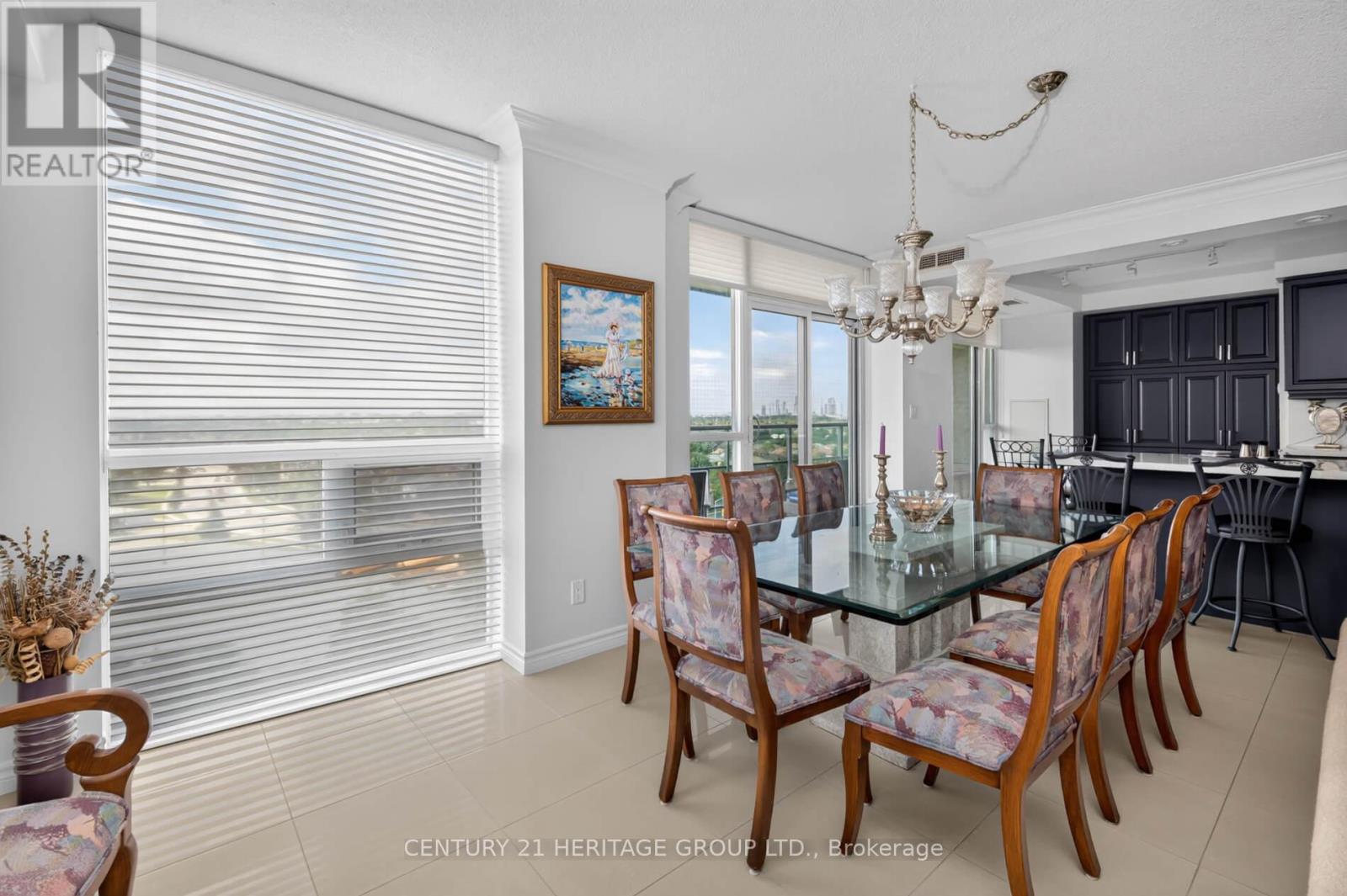 905 - 88 Promenade Circle Property Photo 8