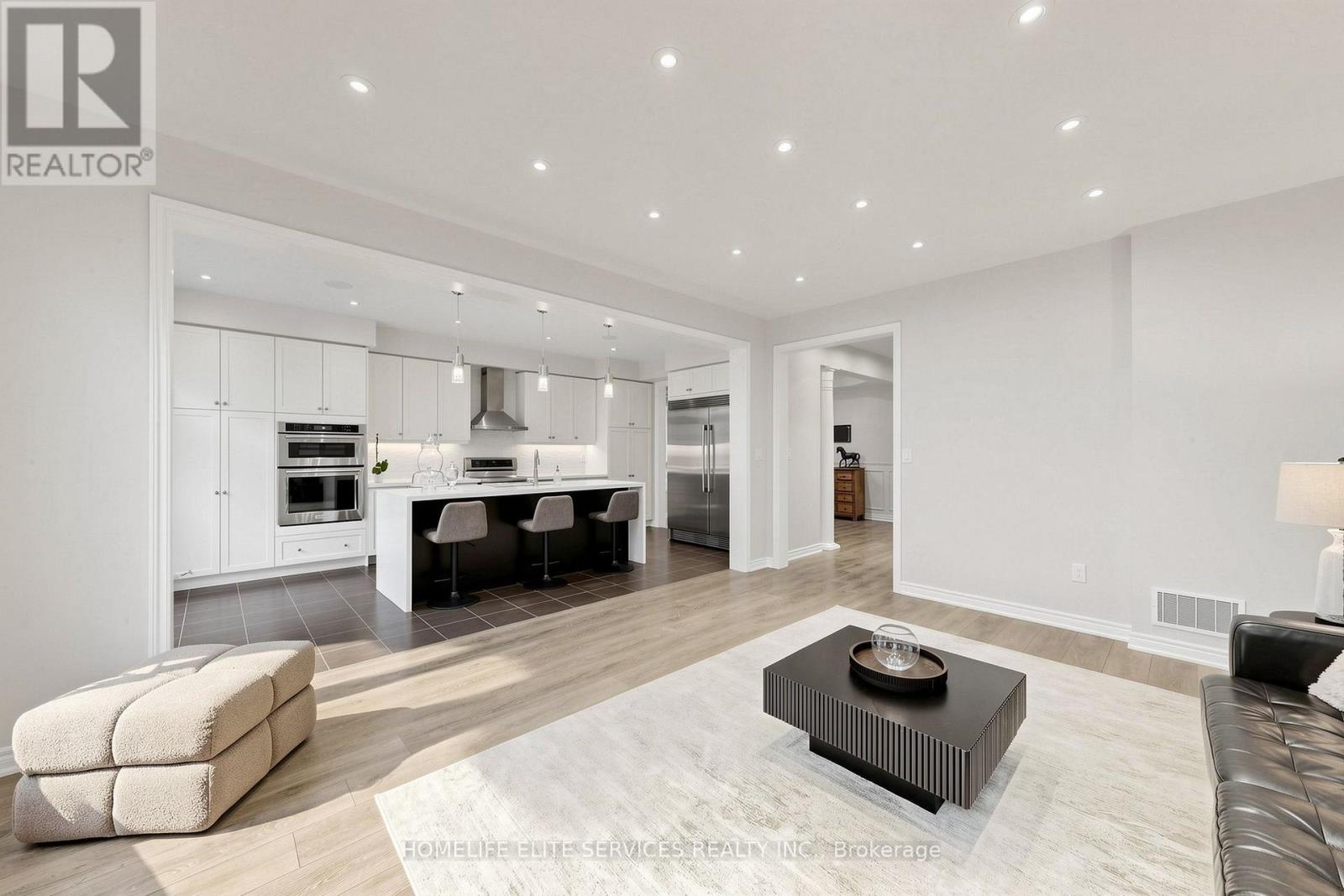 8 Beckett Avenue Property Photo 4