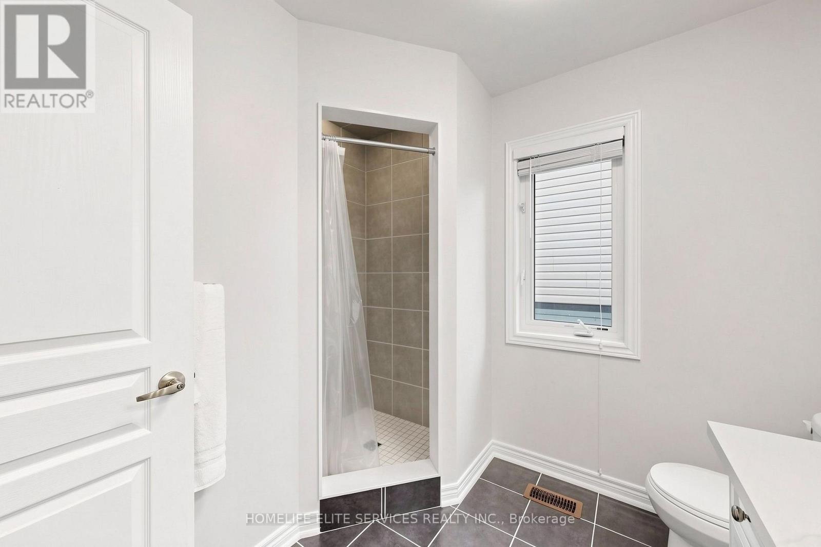 8 Beckett Avenue Property Photo 30