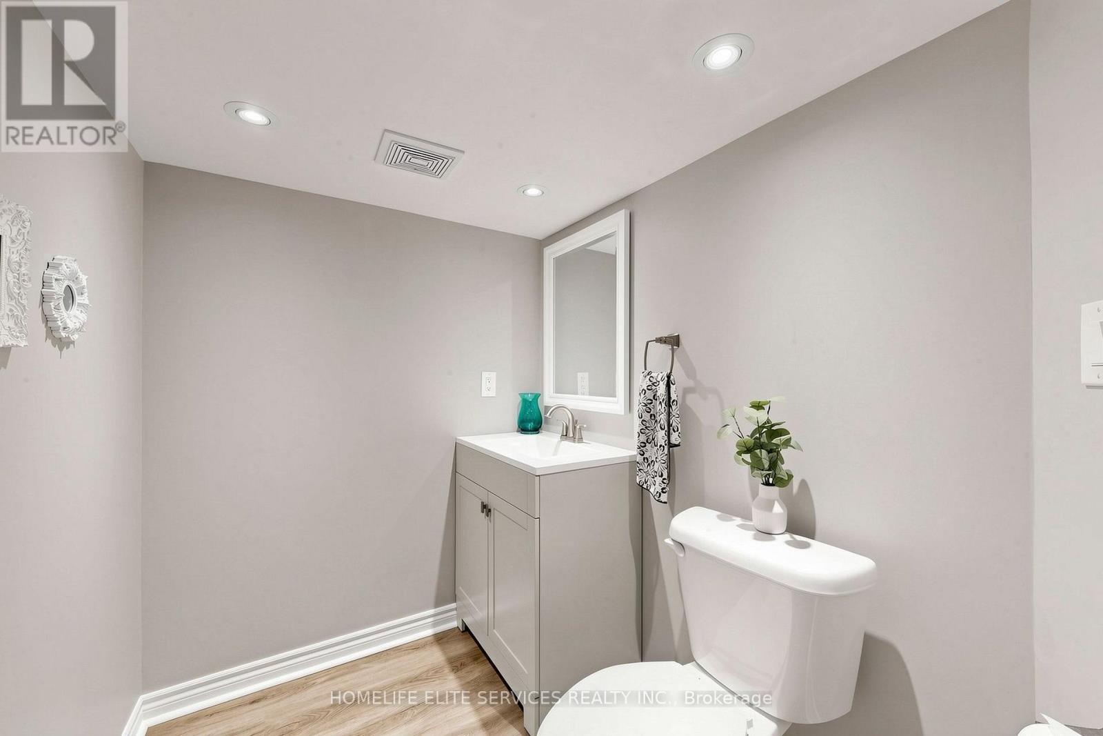 8 Beckett Avenue Property Photo 36