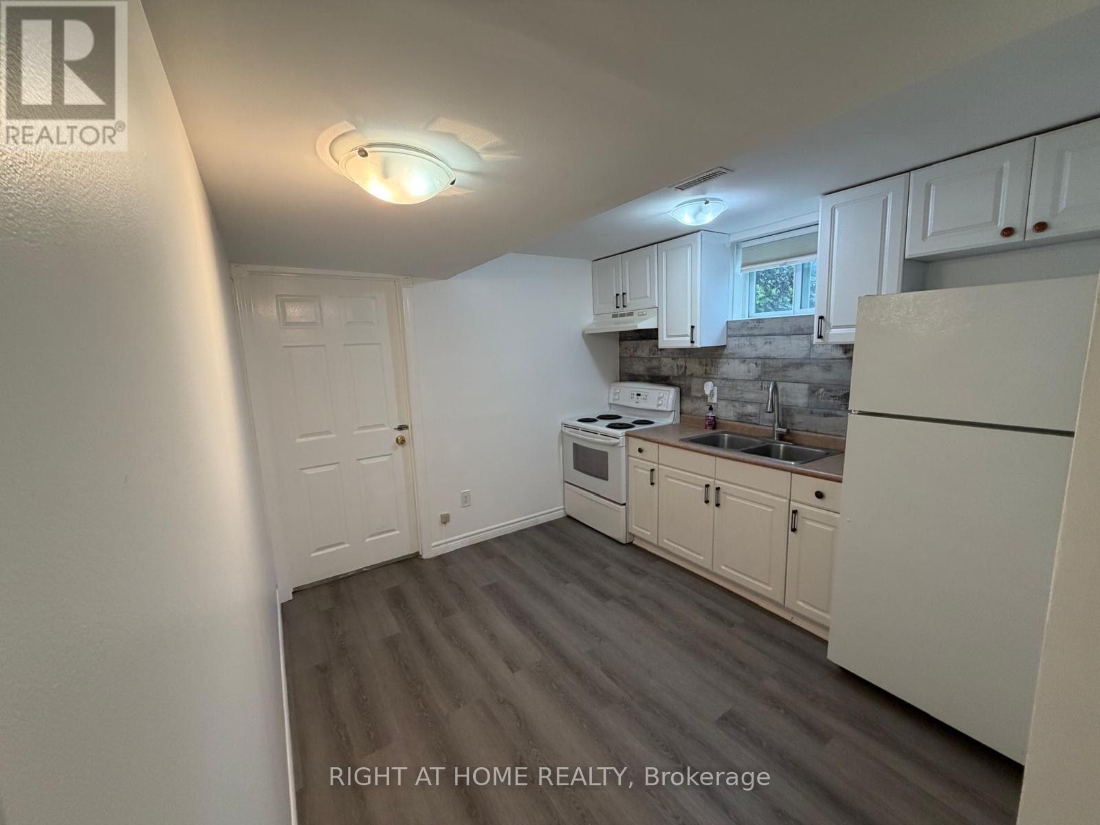 N13803590 Property Photo 12