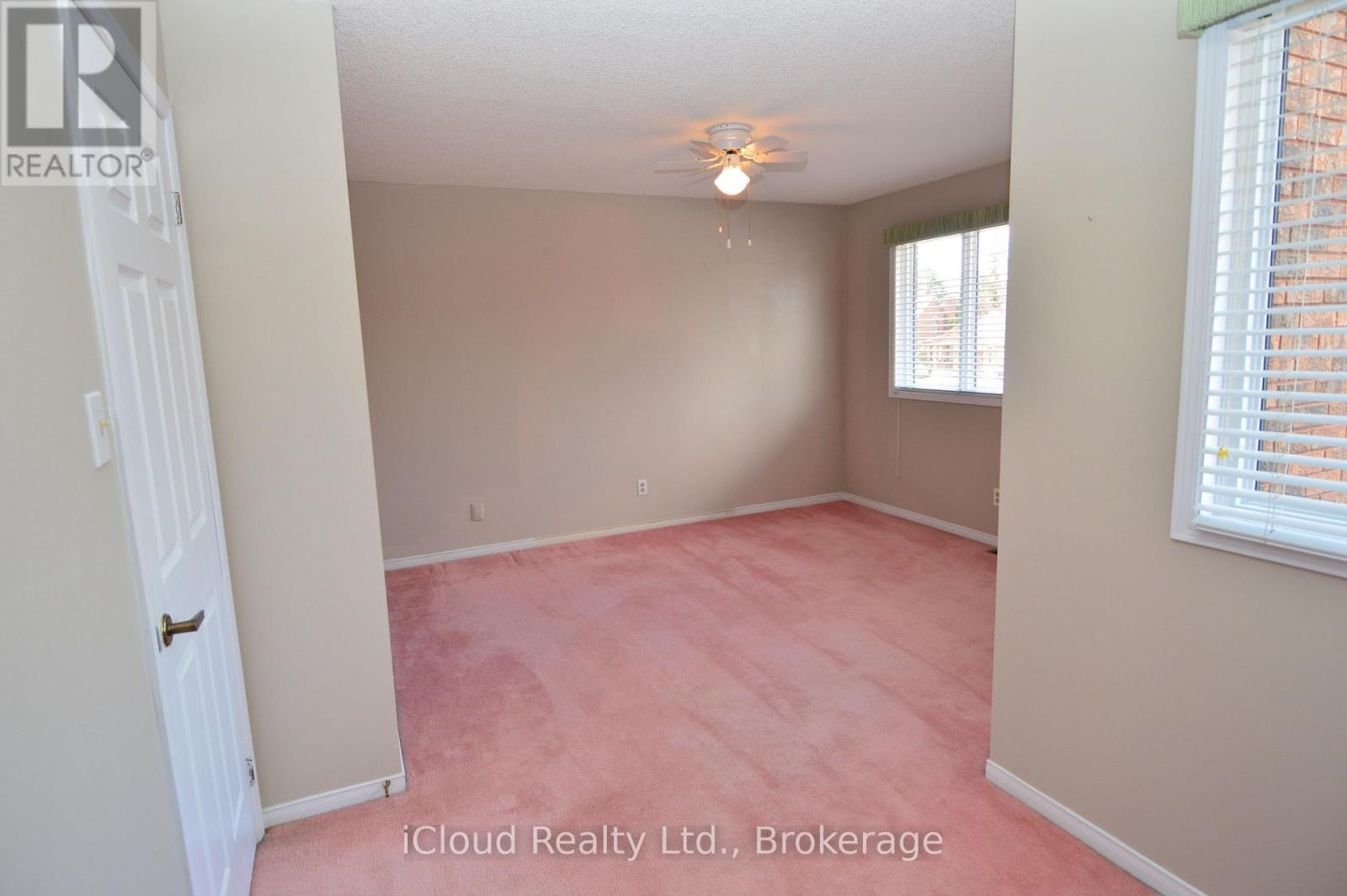 32 - 101 Riverview Road Property Photo 13