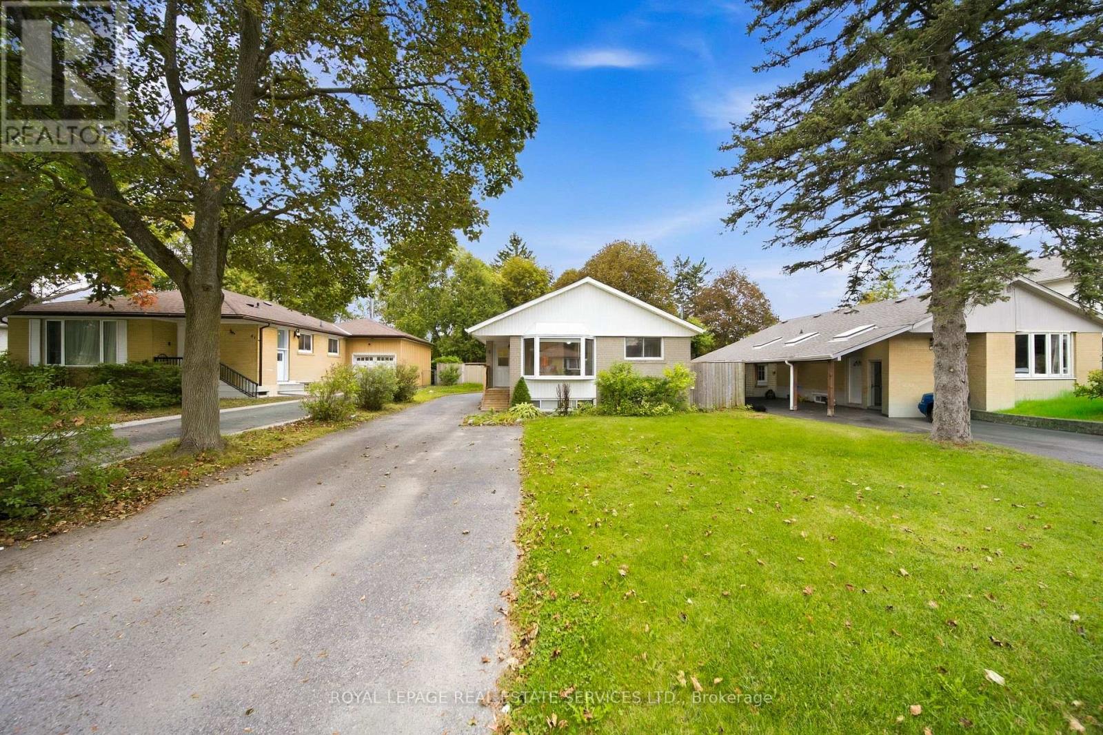 Main - 6 Corbett Crescent Property Photo 1