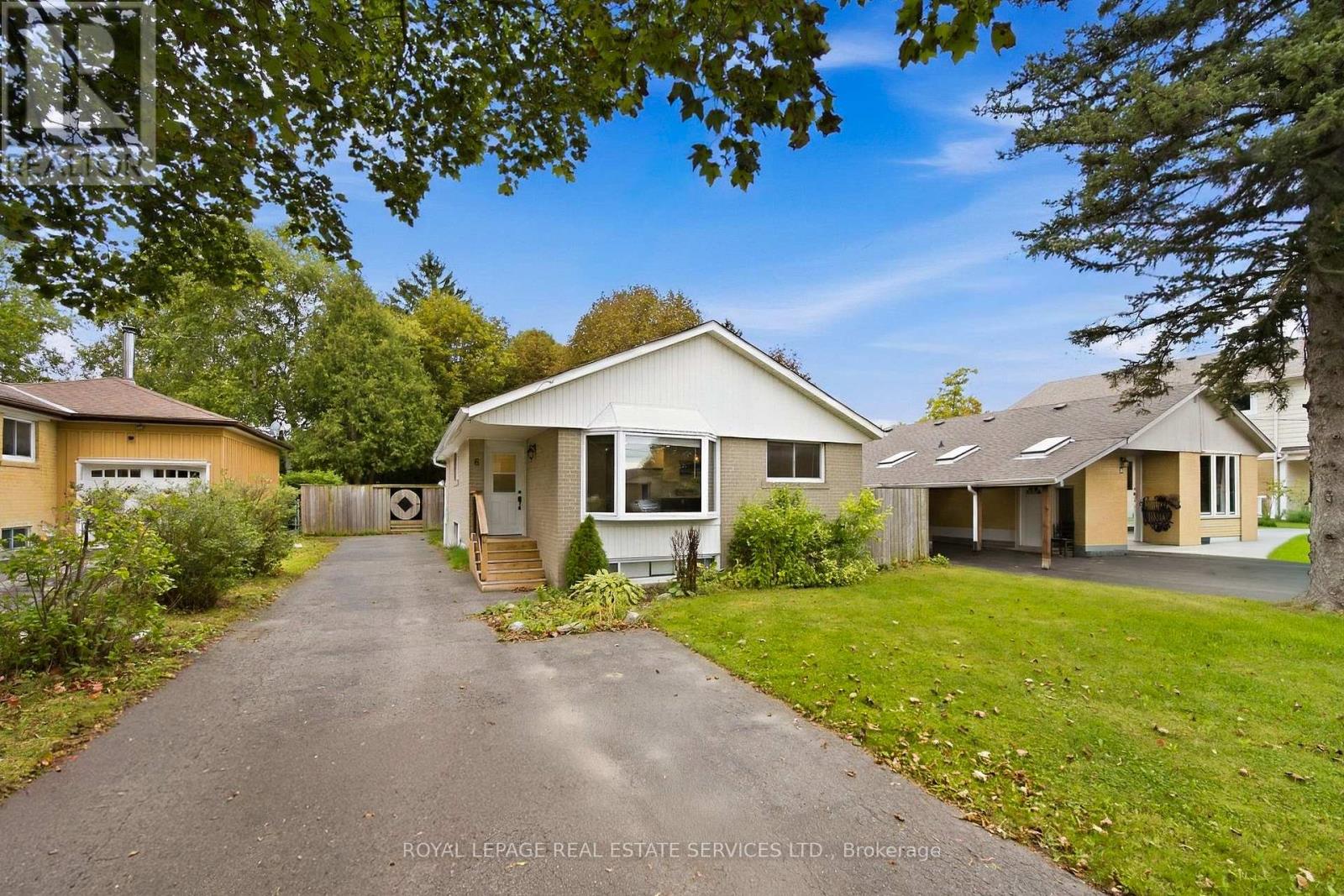 Main - 6 Corbett Crescent Property Photo 2