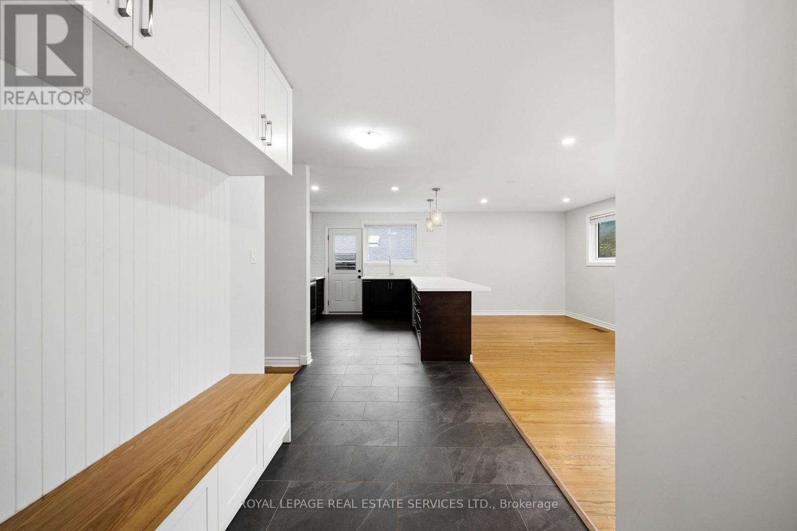 Main - 6 Corbett Crescent Property Photo 4