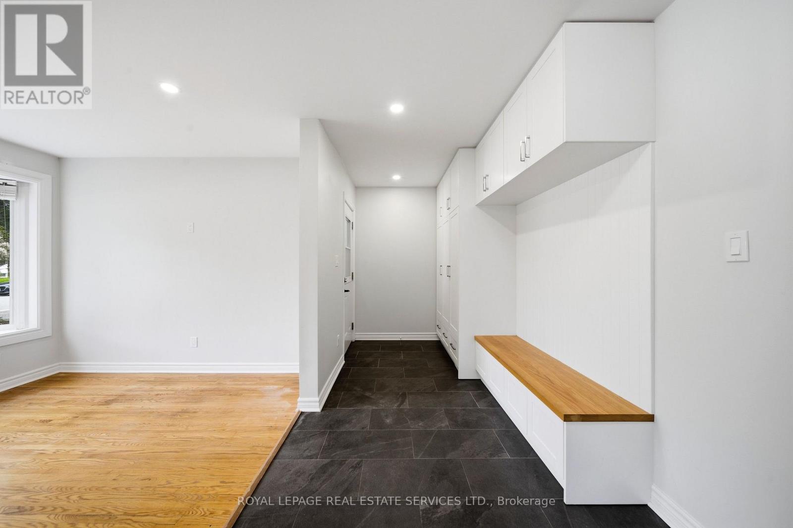 Main - 6 Corbett Crescent Property Photo 5