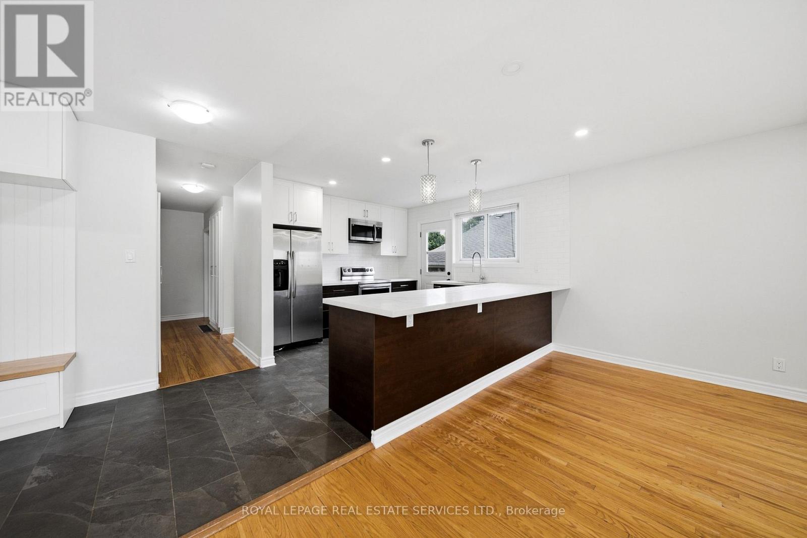 Main - 6 Corbett Crescent Property Photo 11