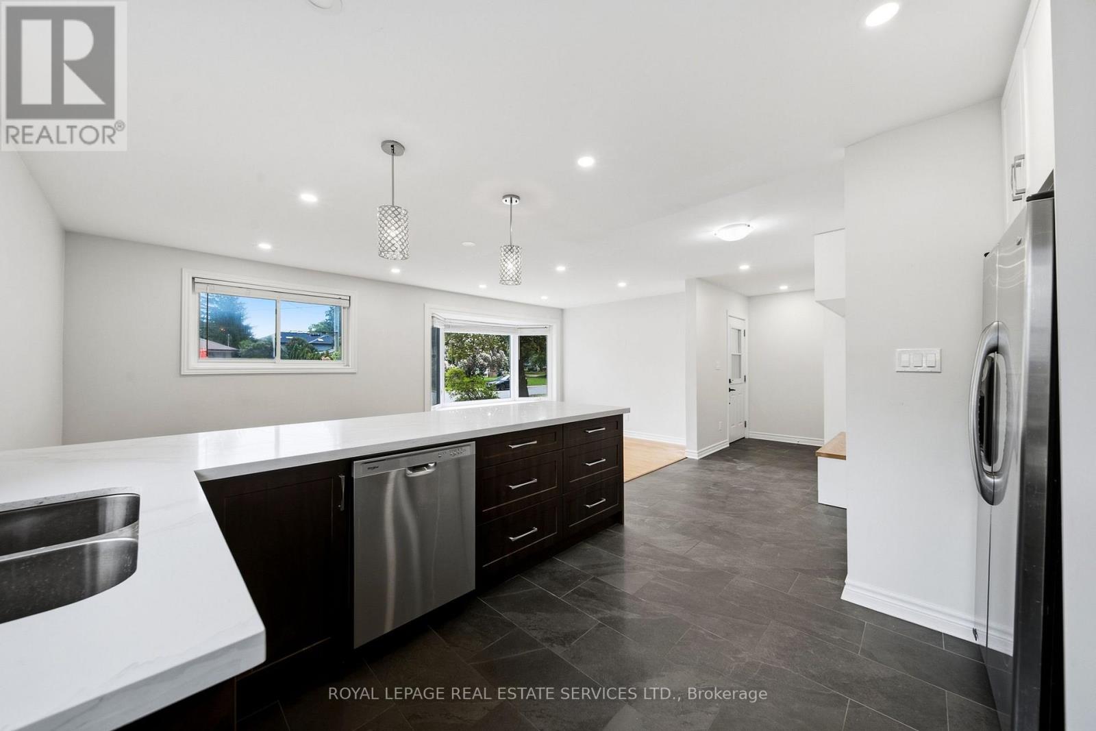 Main - 6 Corbett Crescent Property Photo 17