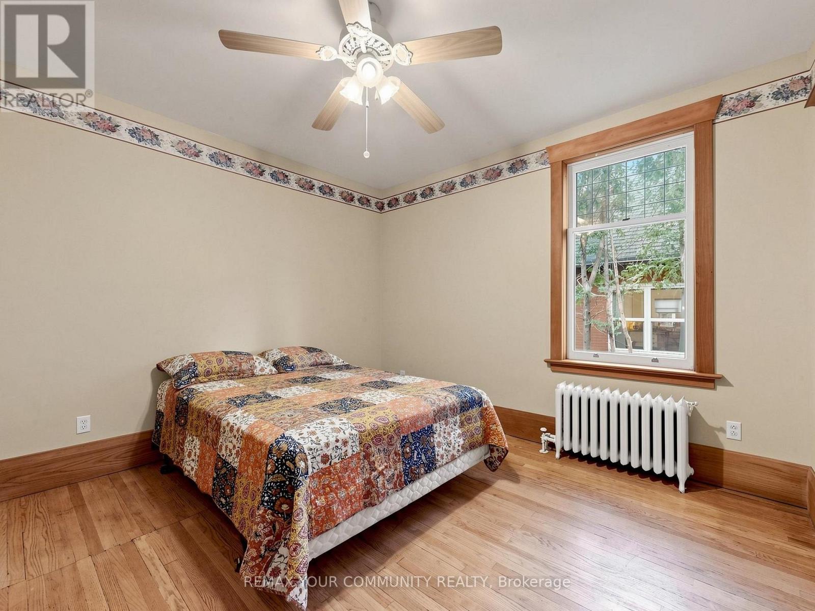 6055 Main Street Property Photo 15