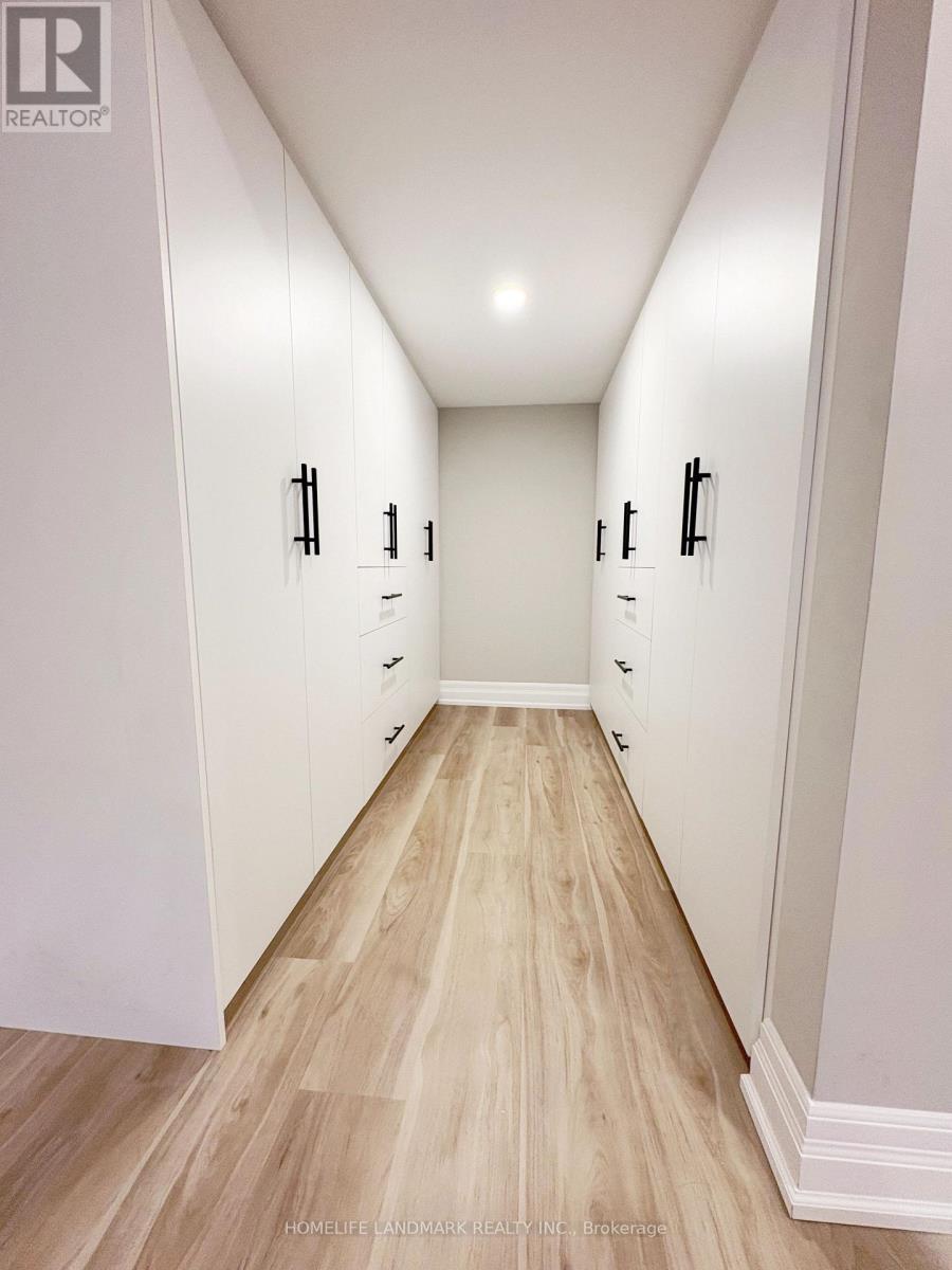 18 Halldorson Avenue Property Photo 10