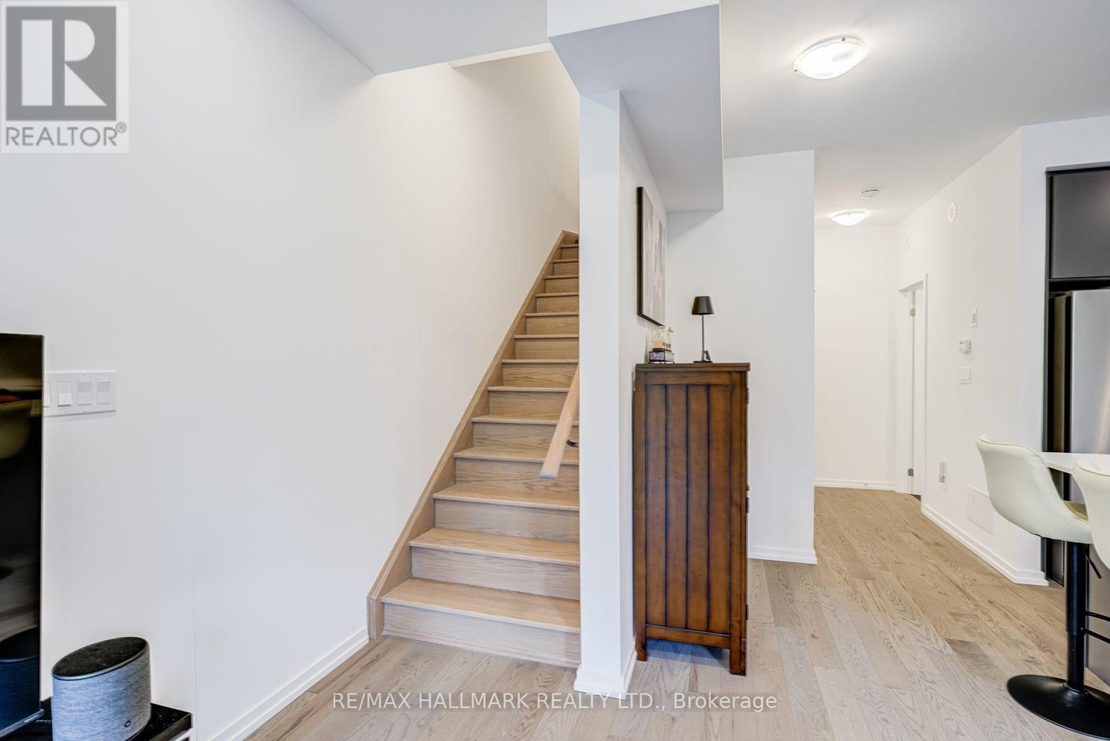 11 - 26 Lytham Green Circle Property Photo 23