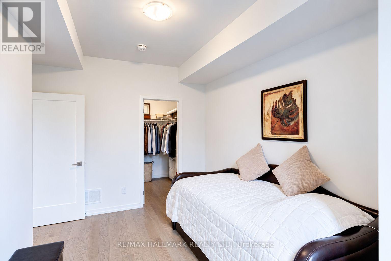11 - 26 Lytham Green Circle Property Photo 31