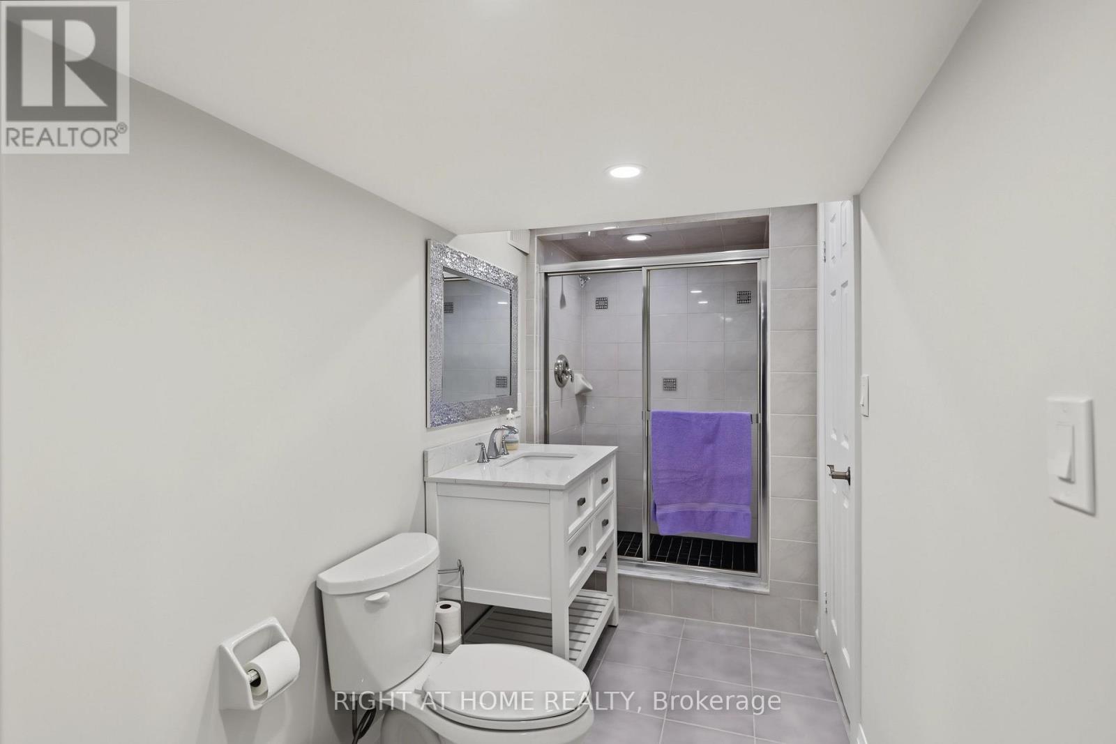 11 Harrowsmith Place Property Photo 41