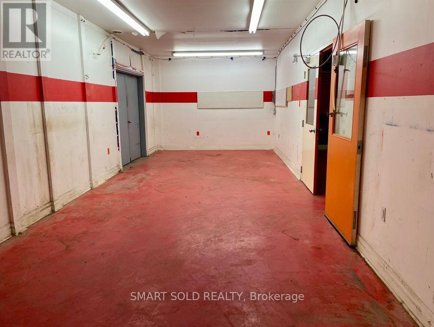 3 - 23 Cardico Drive Property Photo 3