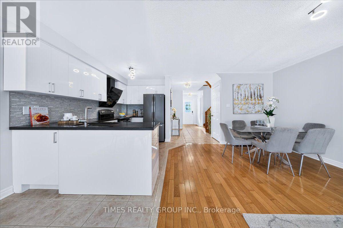 224 Westway Crescent Property Photo 16