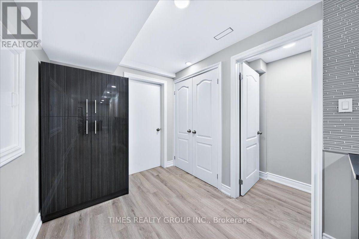 224 Westway Crescent Property Photo 40
