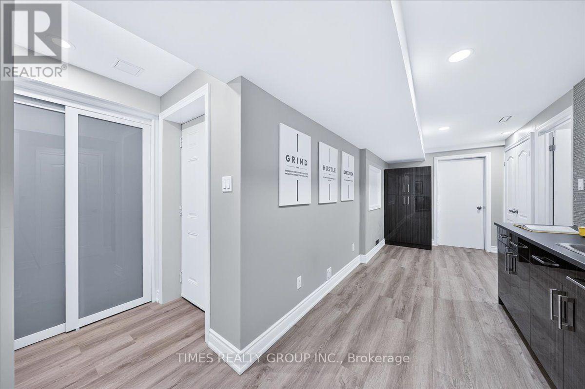 224 Westway Crescent Property Photo 43