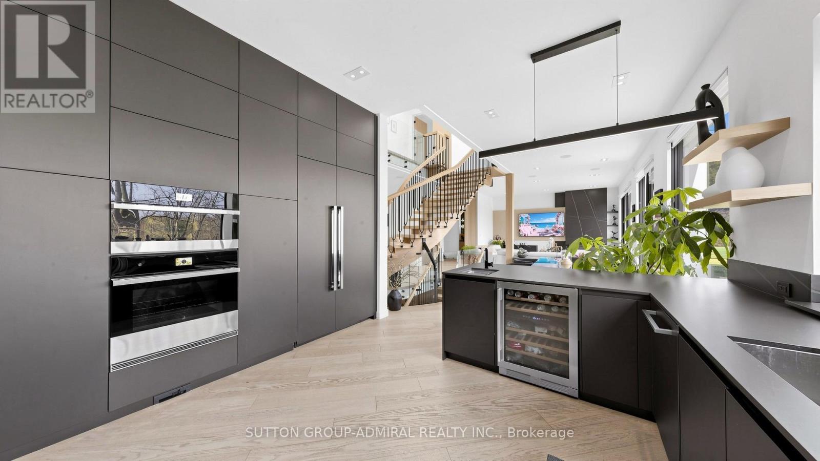 33 Thorny Brae Drive Property Photo 15