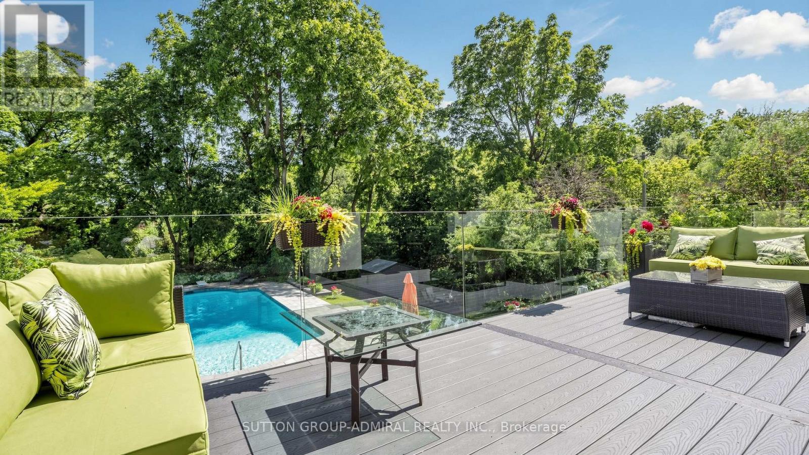 33 Thorny Brae Drive Property Photo 17