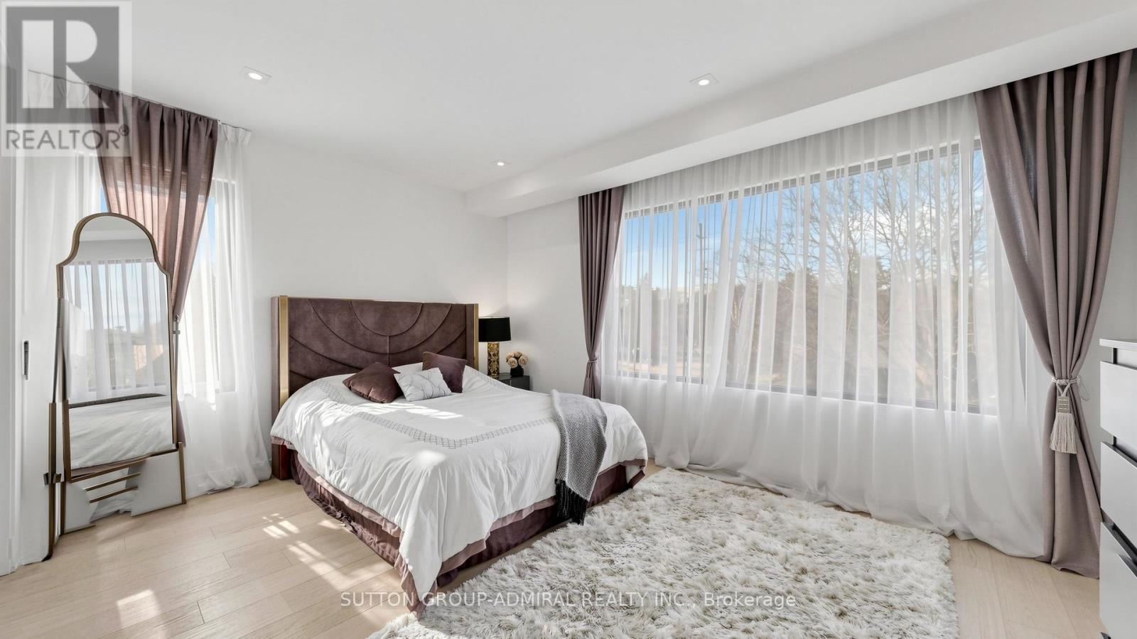 33 Thorny Brae Drive Property Photo 27