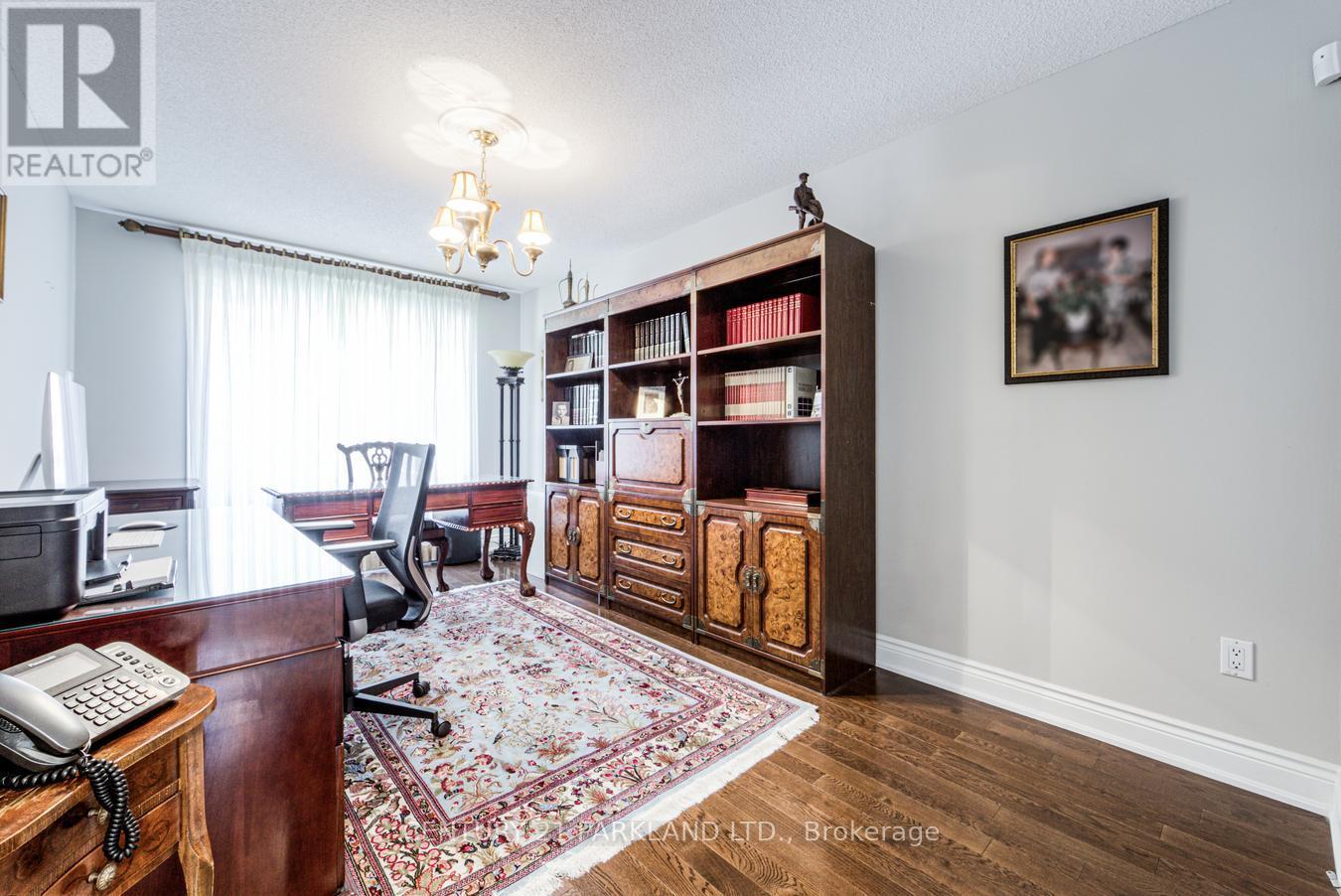 80 Glenayr Road Property Photo 18