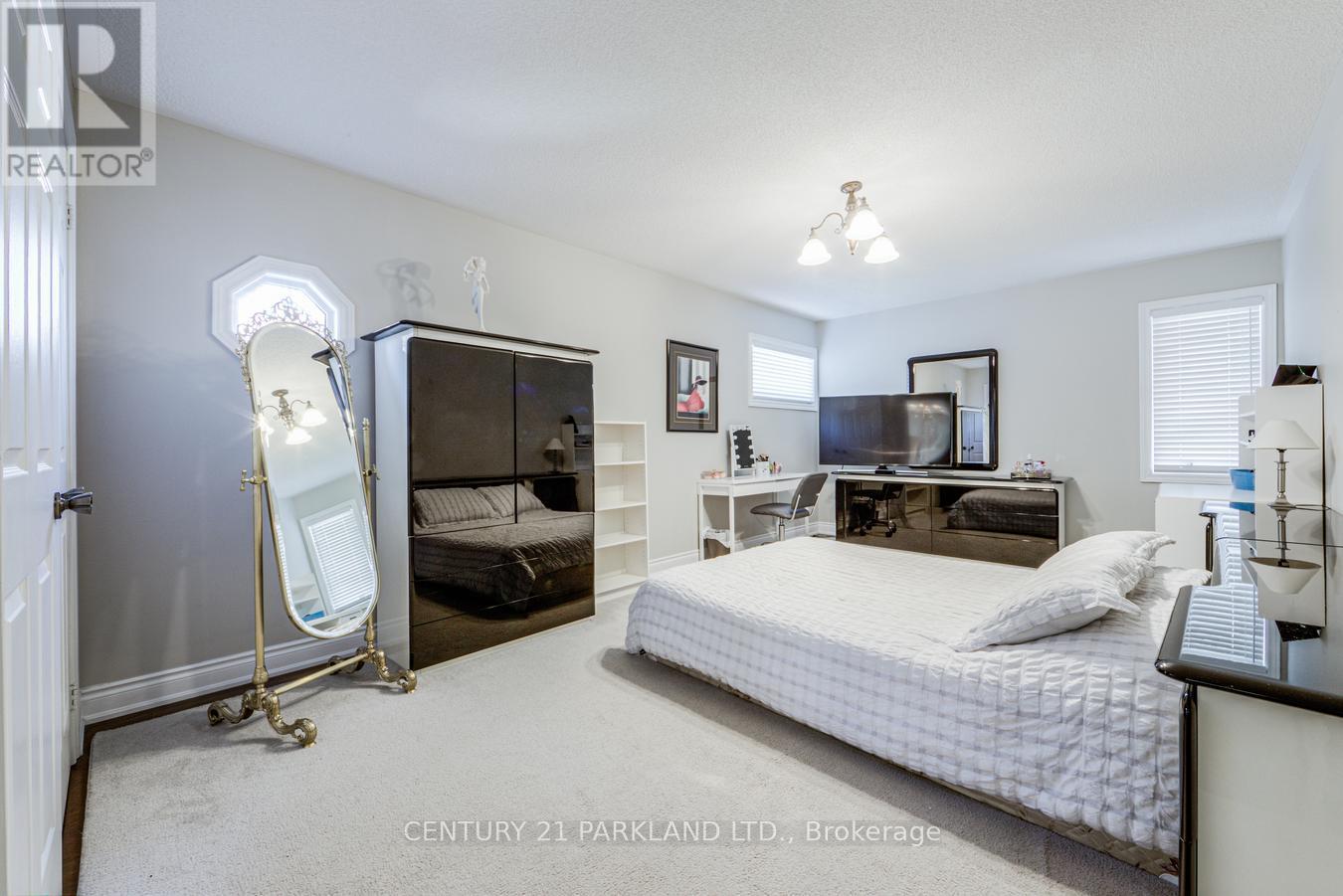 80 Glenayr Road Property Photo 31