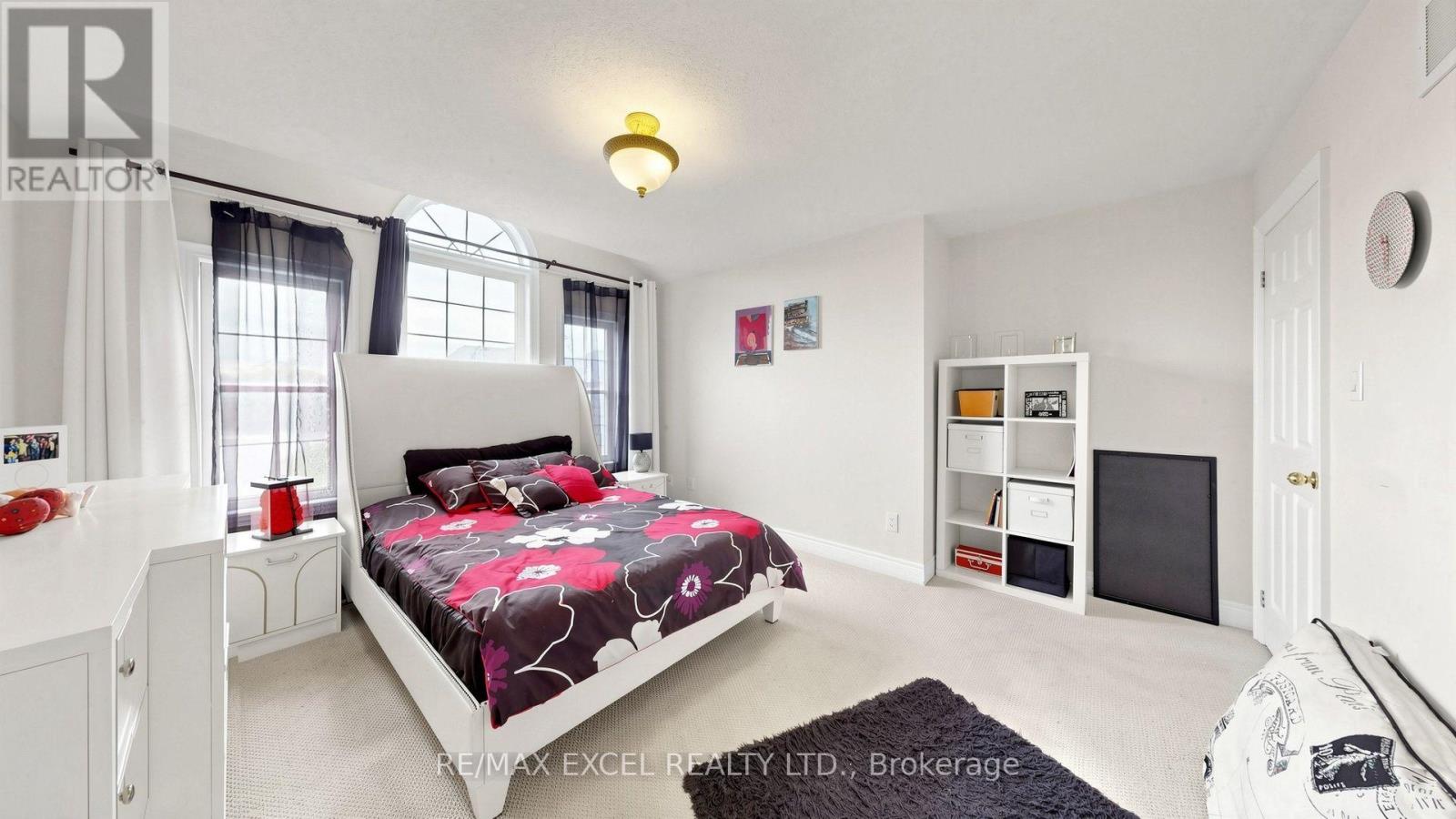 651 Via Romano Boulevard Property Photo 28