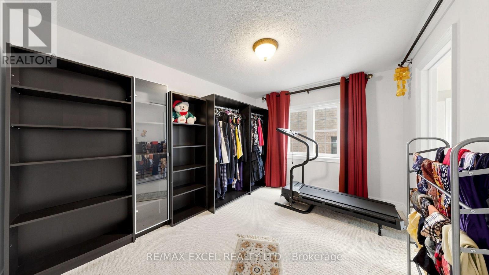 651 Via Romano Boulevard Property Photo 30