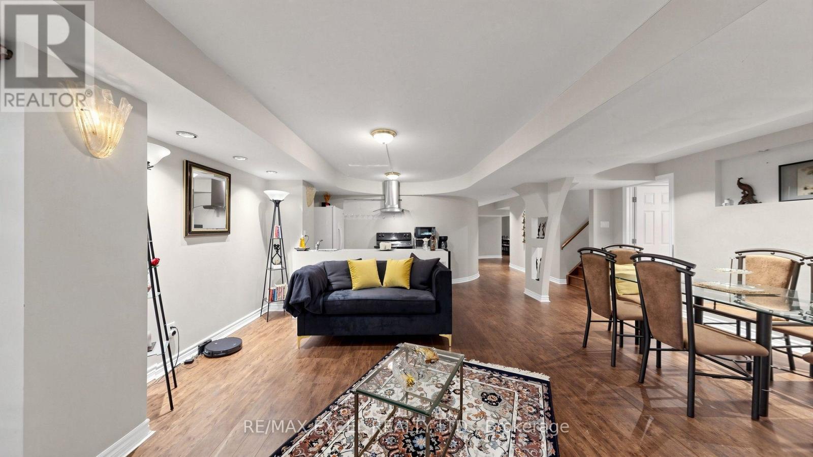 651 Via Romano Boulevard Property Photo 37